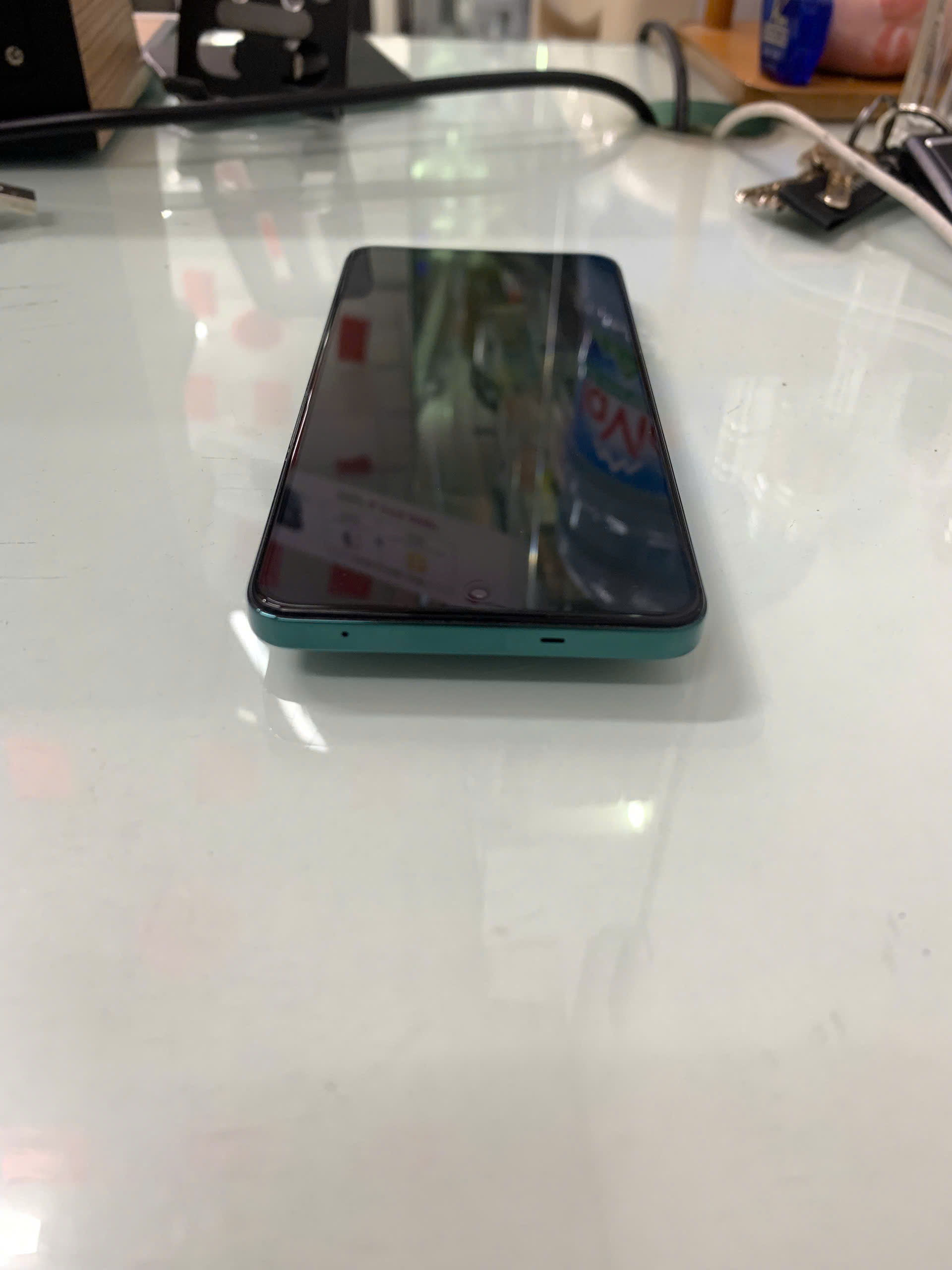 Điện thoại di động OPPO CPH2637 - Reno12 F 5G 8GB, TN