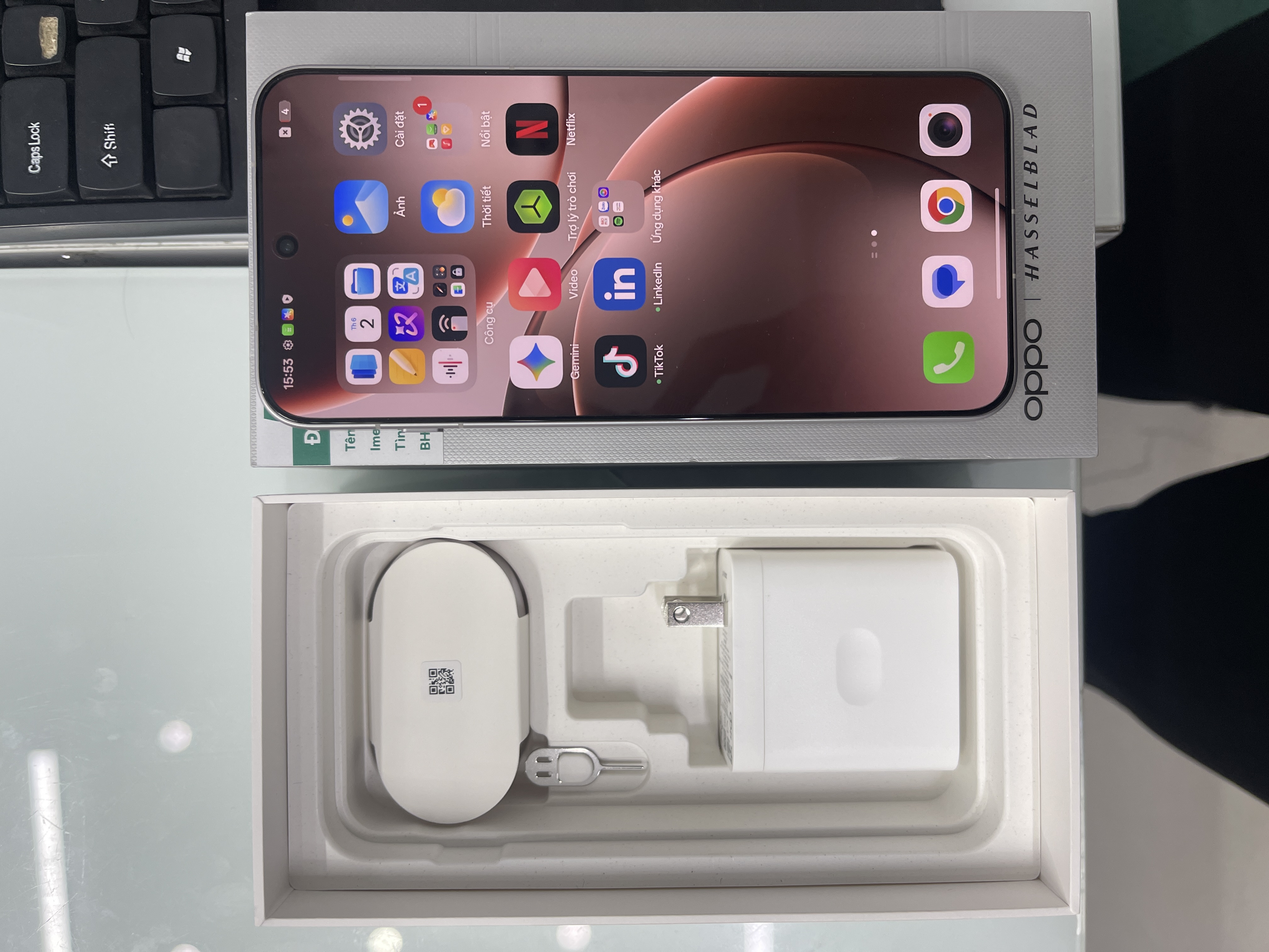 Điện thoại di động OPPO CPH2797-12GB+256GB - Find X9 12GB+256GB Titan Demo