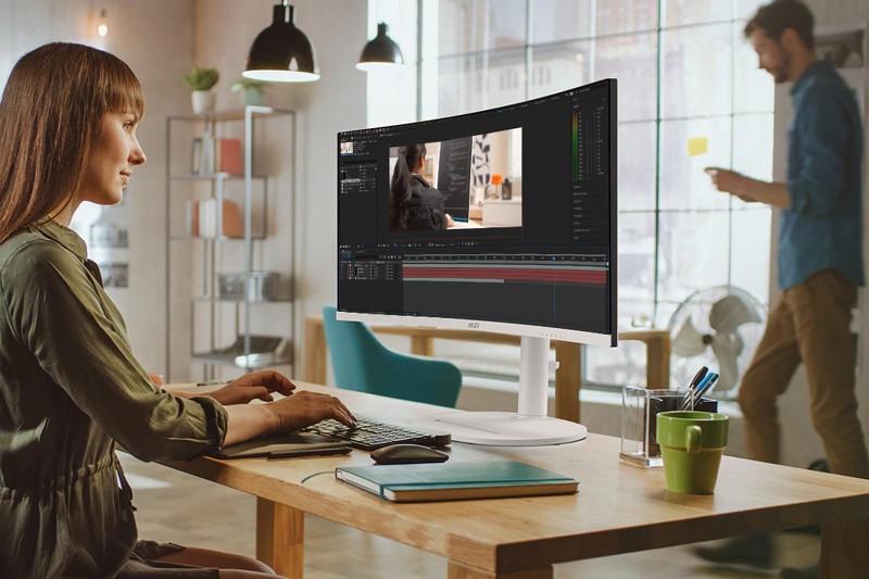 Tỷ lệ 21:9 cũng giúp trải nghiệm xem phim điện ảnh rộng hơn
