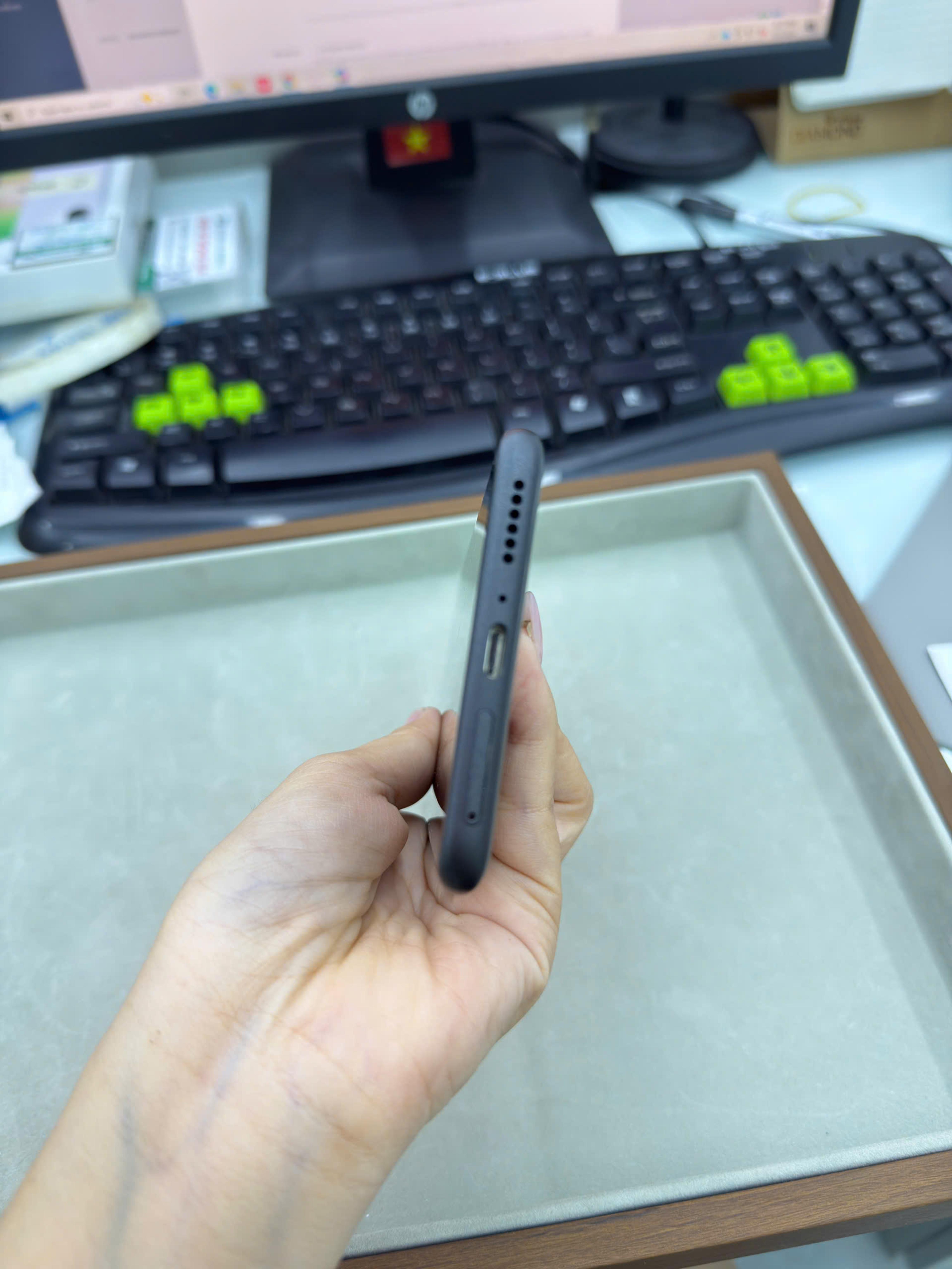 ĐIỆN THOẠI DI ĐỘNG (TEL) REDMI NOTE 15 (màu Đen)