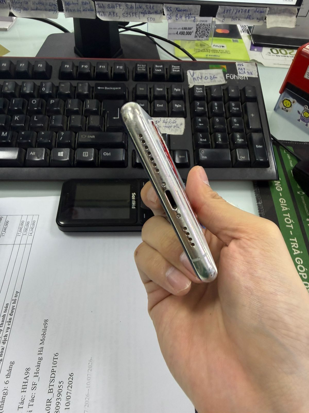 Iphone 11 Pro Max 64GB Cũ - Silver - SFK1ZLGJ7N70D - IC11M64S