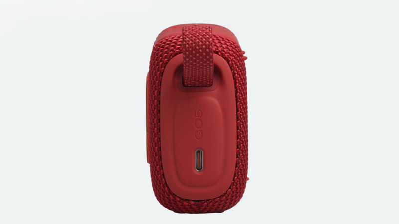 Âm thanh JBL Pro Sound trong thân máy mini JBL Go 5.