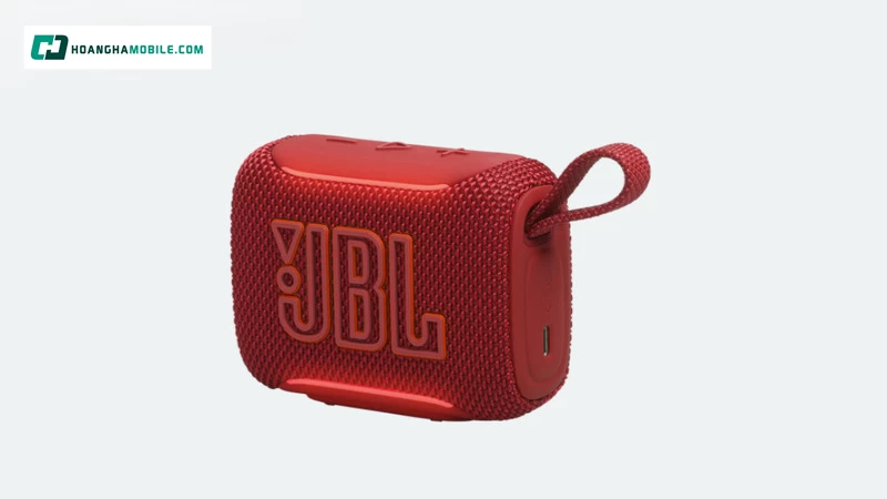 Thiết kế JBL Go 5 nhỏ gọn, dễ mang theo hằng ngày. Thiết kế JBL Go 5 nhỏ gọn, dễ mang theo hằng ngày.