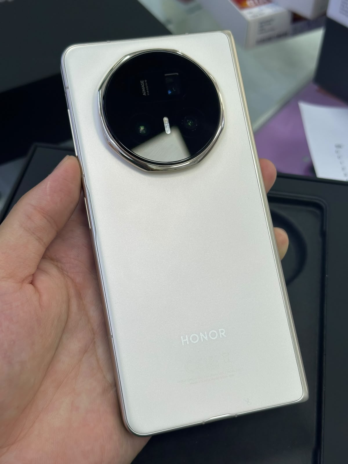 Điện thoại thông minh Honor Magic V5 (16+512GB) Trắng (Ivory White)_MBH-N49WHI512