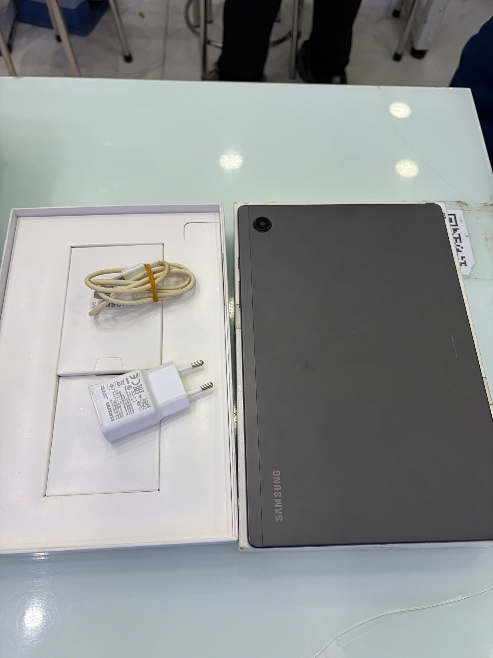 Samsung Galaxy Tab A8 4GB/64GB (2022) - Chính hãng (Phiên bản 4G) Cũ