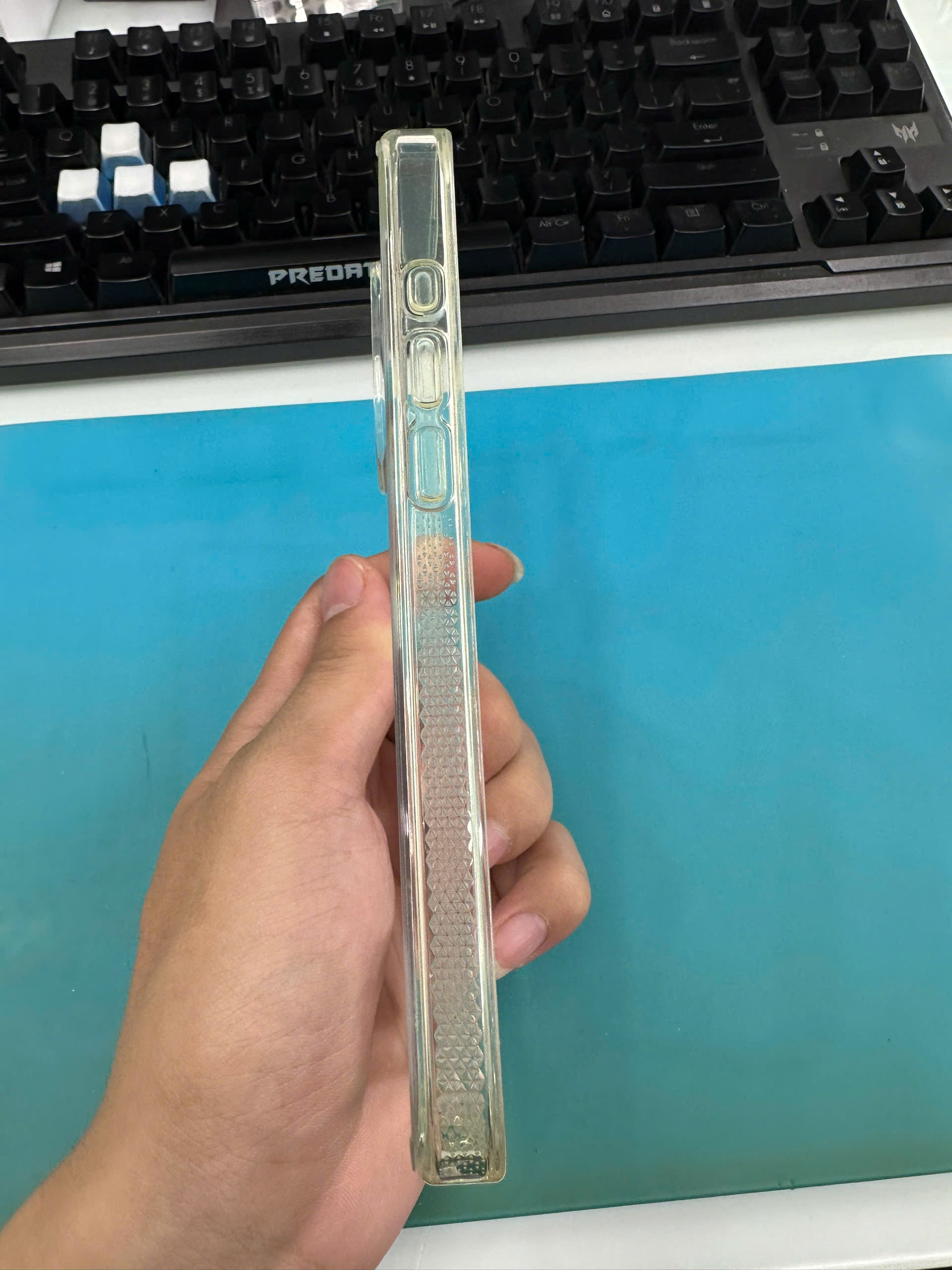 Ốp lưng iPhone16 Pro Max - ZAGG ESNTL - Clear - 702315564 - 2024HH118582 - ZA702315564