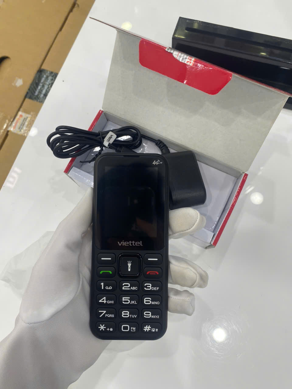 Điện thoại di động Sumo 4G T2 đen (Black)_T2BLK - 356300390995482 - SUMOT2BLK