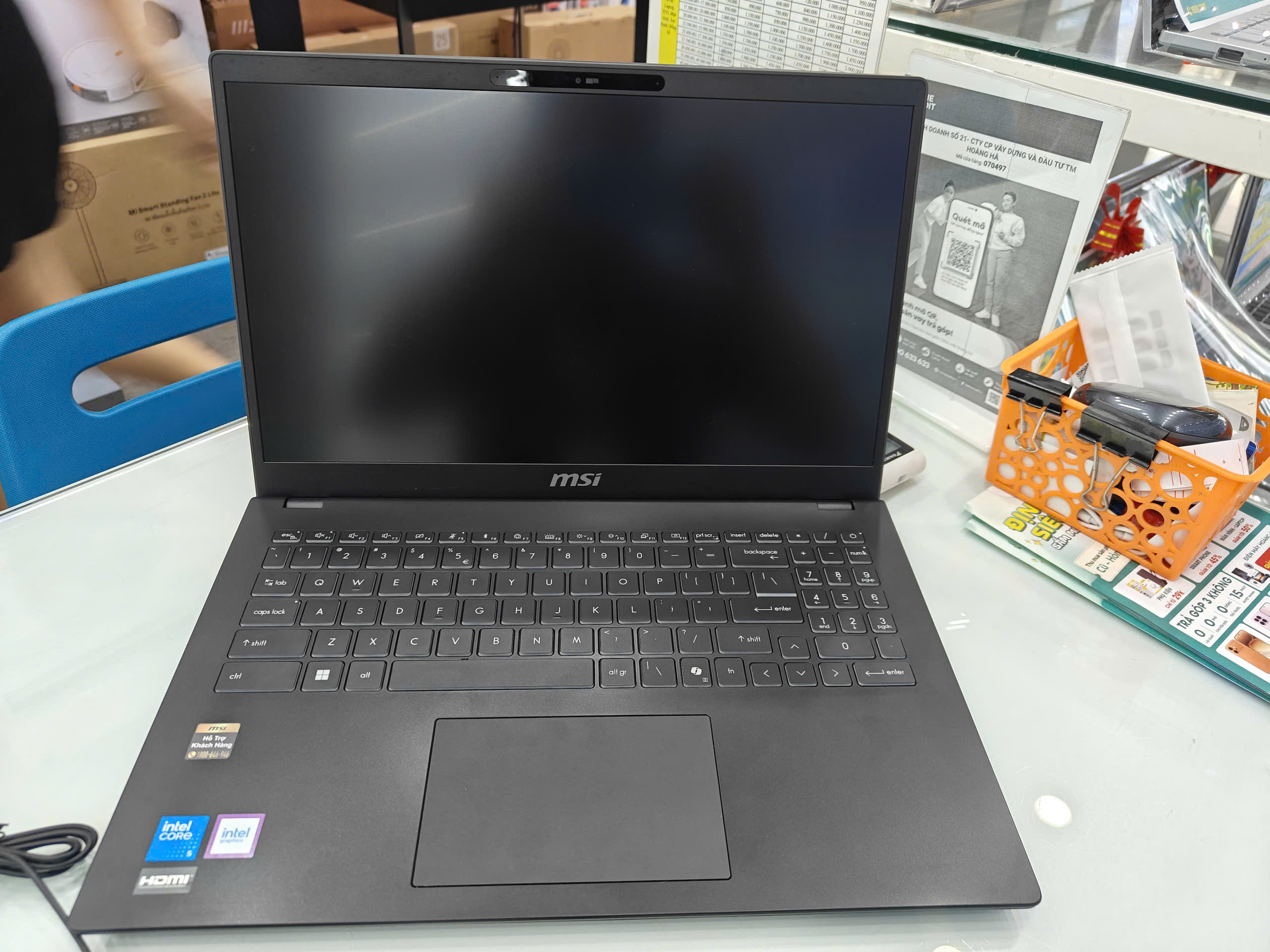Máy tính xách tay MSI Modern 15 H C2RMG-292VN/Core 5 210H/512GB NVMe PCIe/DDR4 8GB*2/Intel Graphics/15.6" FHD/ Win11/Màu đen/Túi