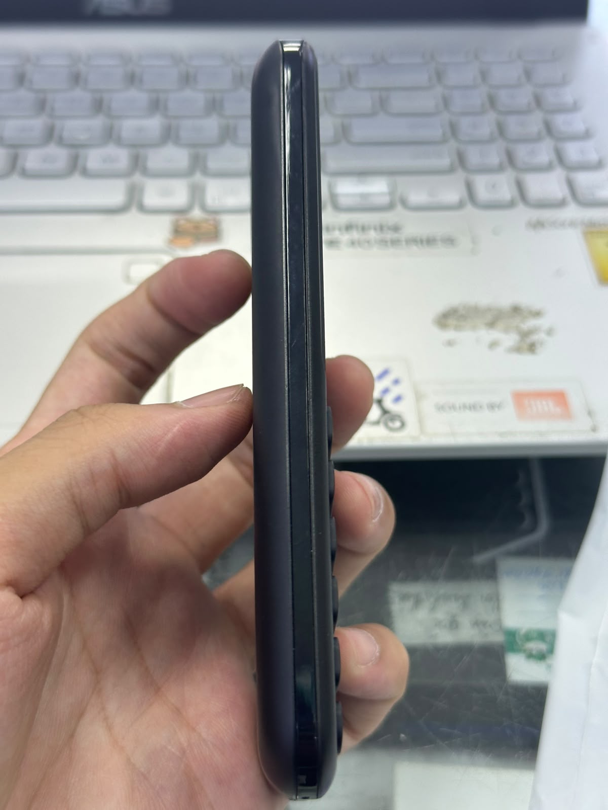 Điện thoại di động Sumo 4G T2 đen (Black)_T2BLK