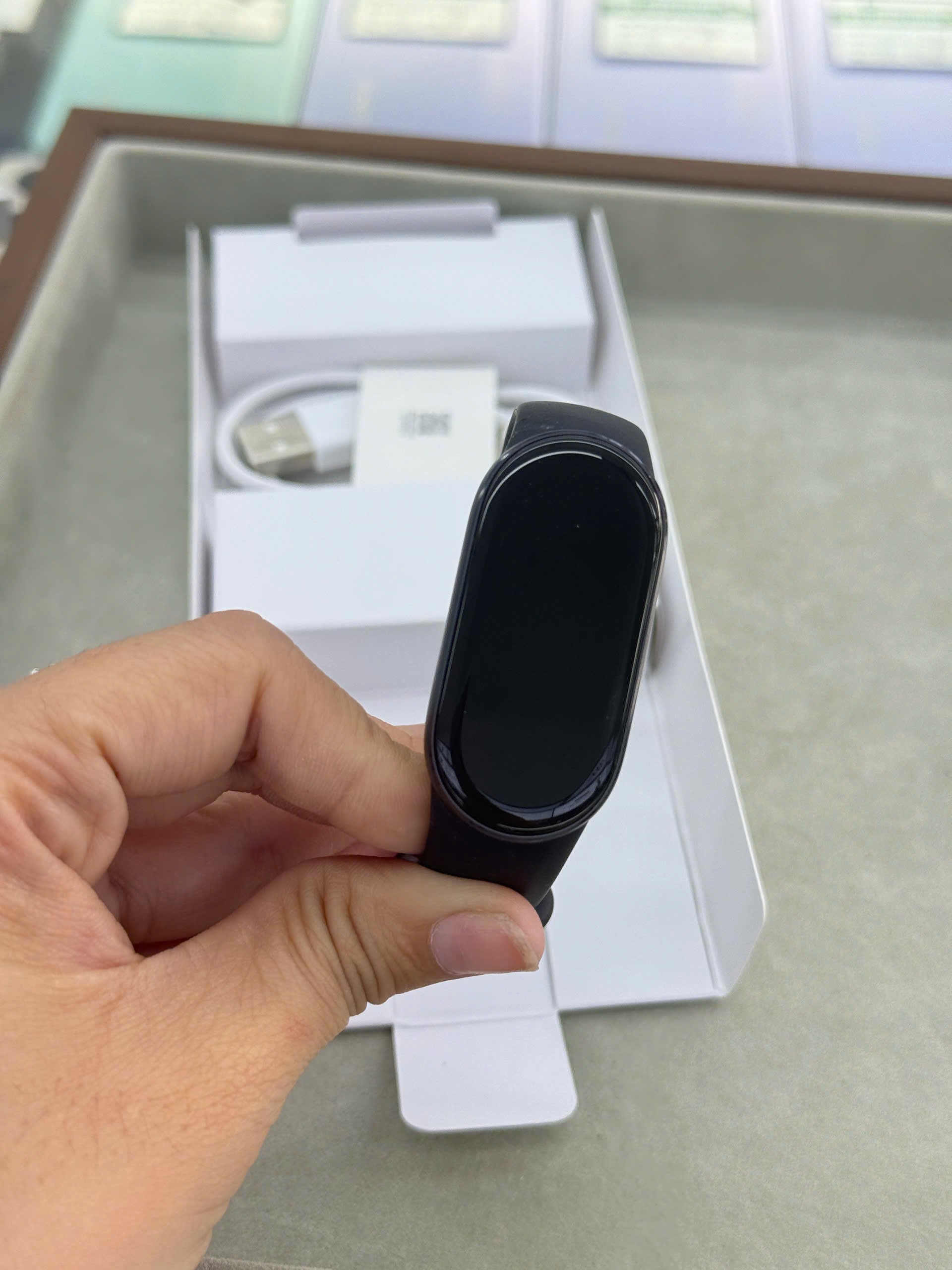 VÒNG ĐEO TAY THÔNG MINH (BAND) Xiaomi Smart Band 10 Đen