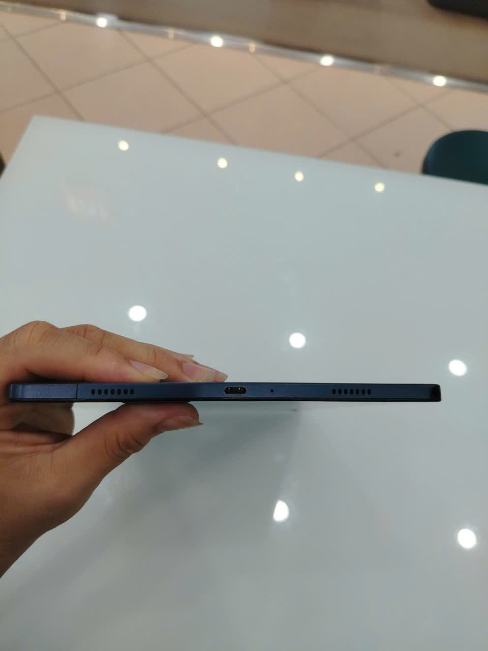Máy tính bảng Samsung Tab A9 Plus Wifi SM-X210, 64GB, TN - R9TWA01SP4A - TA9PZTN