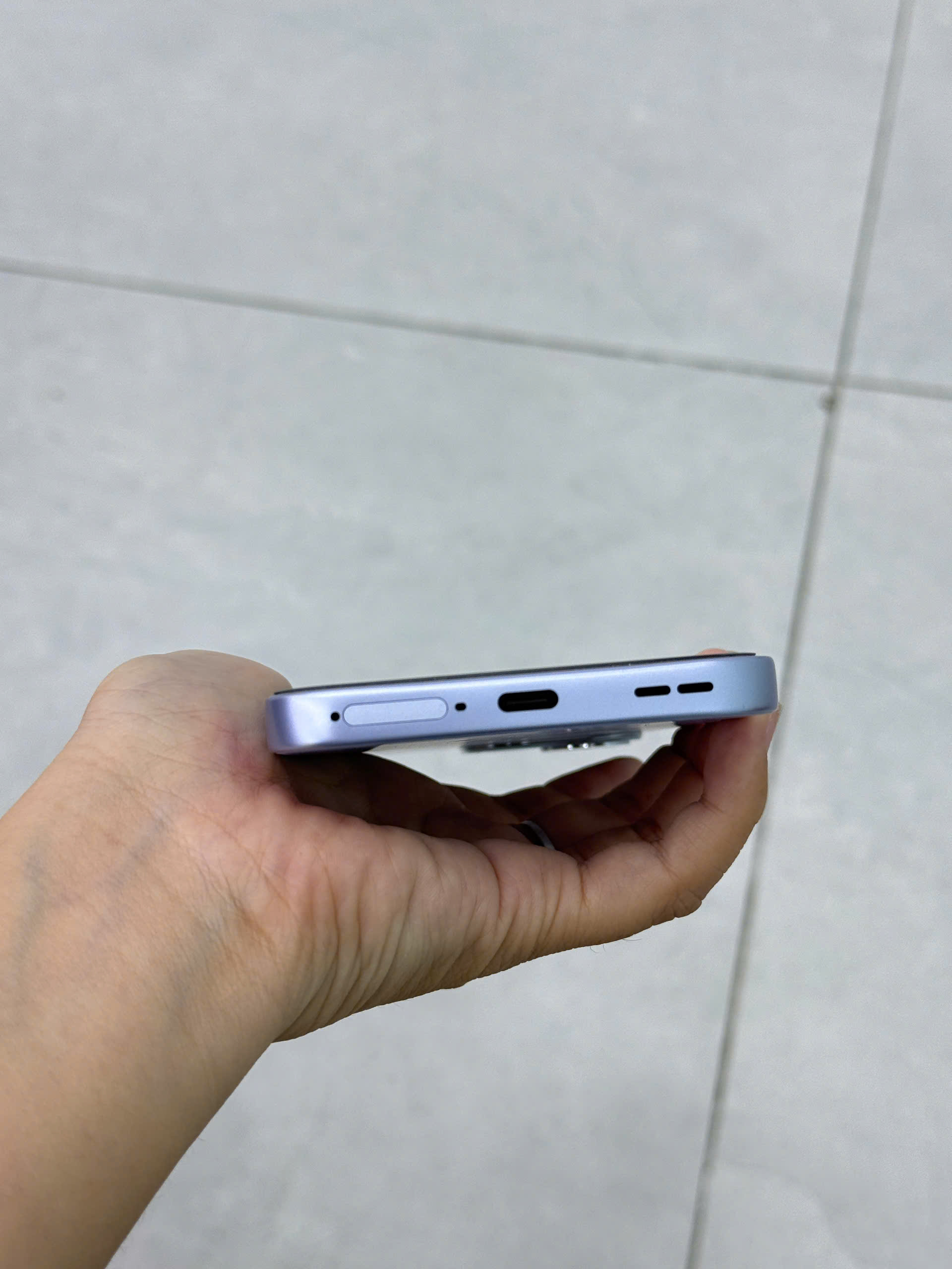 Điện thoại di động OPPO CPH2801 - Reno15 F 5G 8GB+256GB - Xanh nhạt