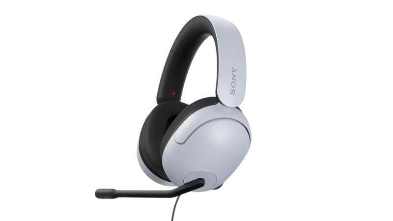 Ngoại hình trắng đặc trưng của dòng INZONE cũng giúp tai nghe dễ phối với setup gaming sáng màu