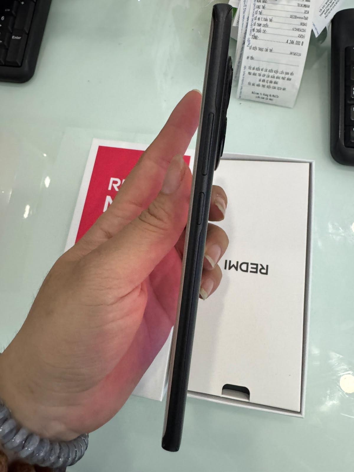 ĐIỆN THOẠI DI ĐỘNG (TEL) REDMI NOTE 15 5G 6.77"/SNAP 6 GEN 3/6G/128G/108MP+8MP/20MP/5520mAh (25098RA98G)/ĐEN (6932554469634)