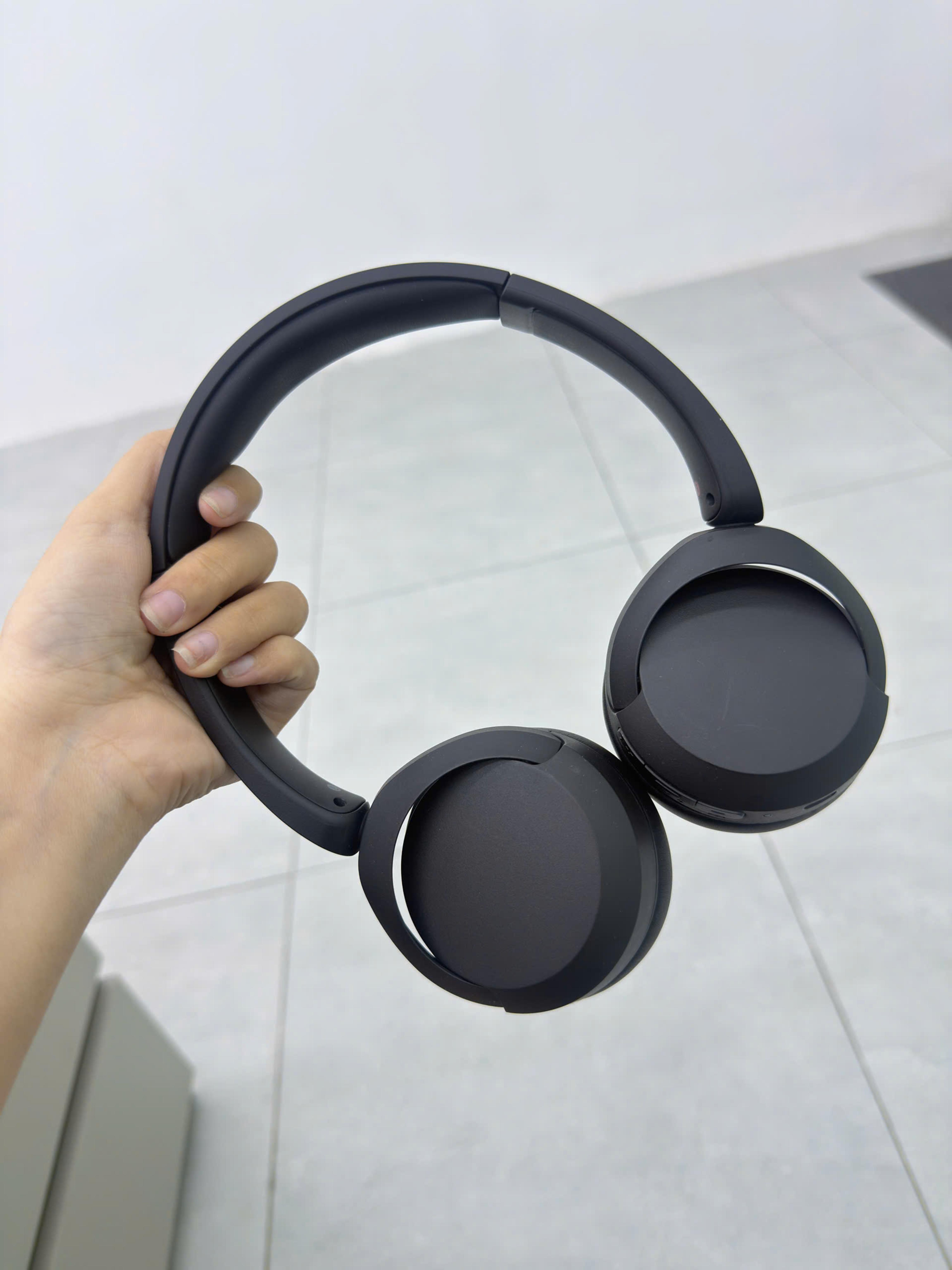Tai nghe không dây SONY WH-CH520 (Đen)  Hàng Cũ