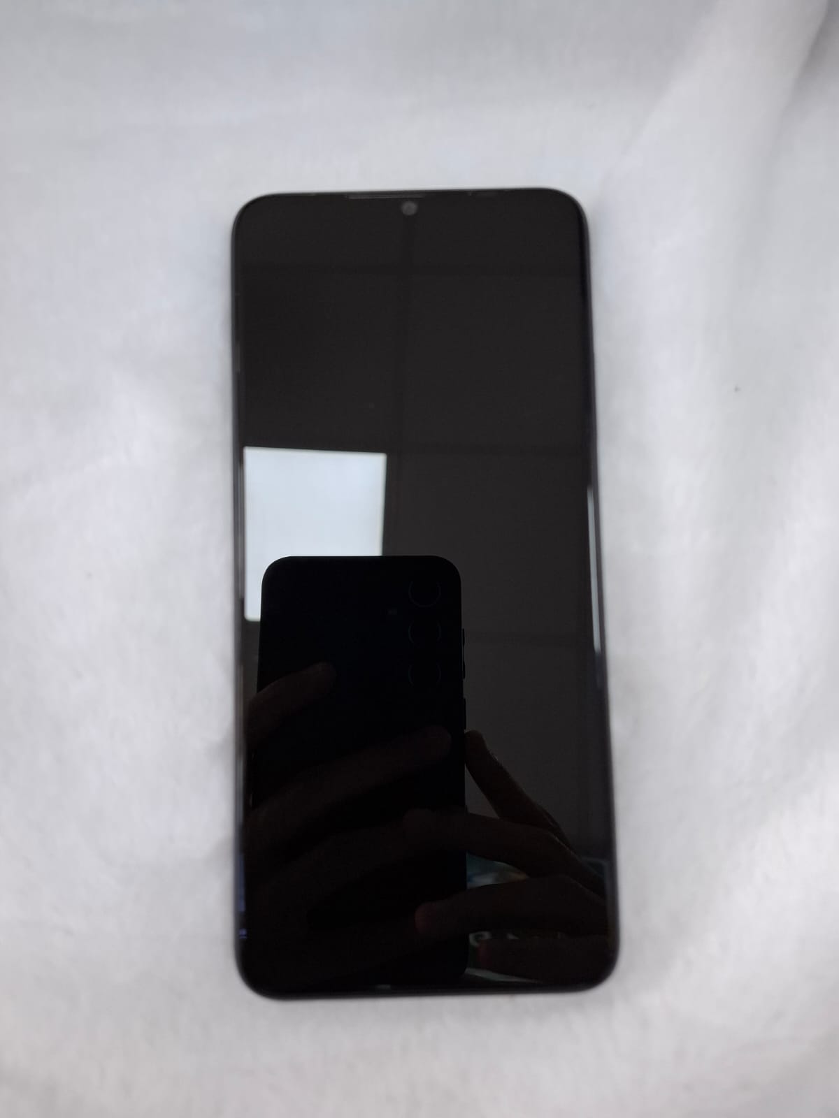 Điện thoại di động Infinix X669, HOT 30i 128+4, Đen cuốn hút