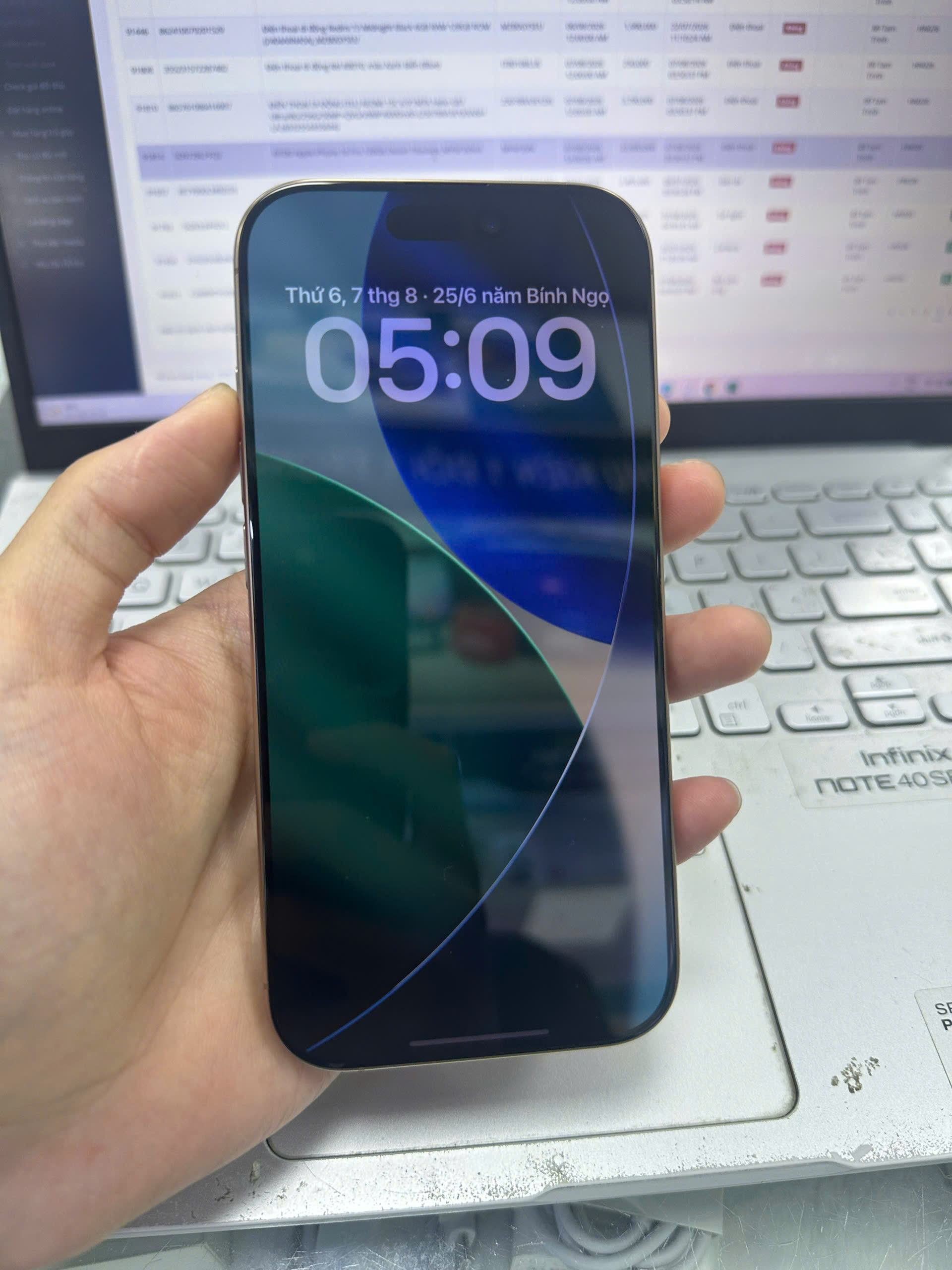 ĐTDĐ Apple iPhone 16 Pro 128GB Desert Titanium_MYNF3VN/A