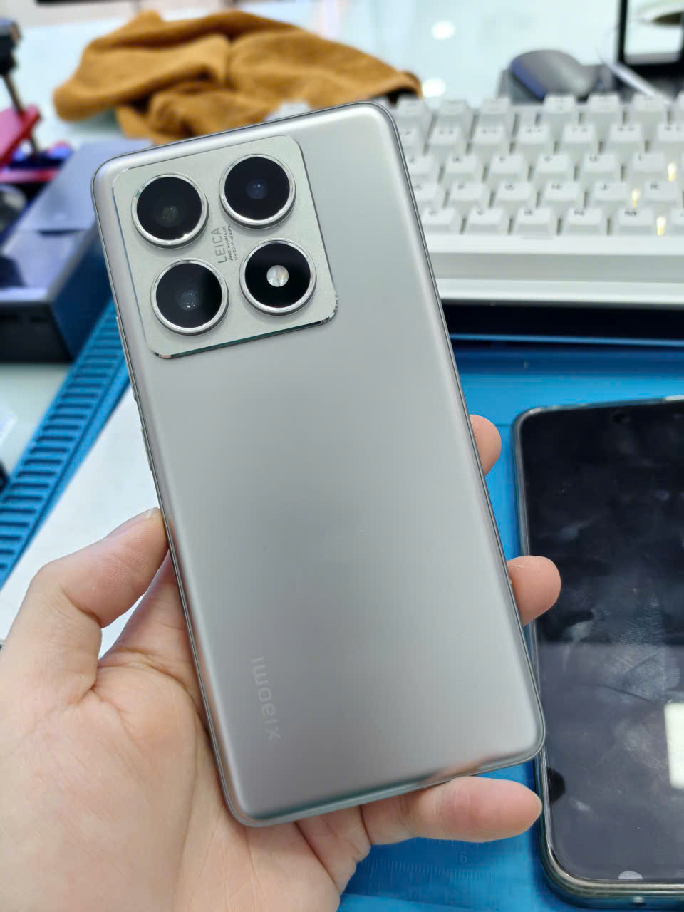 Điện thoại di động XIAOMI 14T PRO 12GB/512G - Cũ - 869018077153643 - MI14PC512