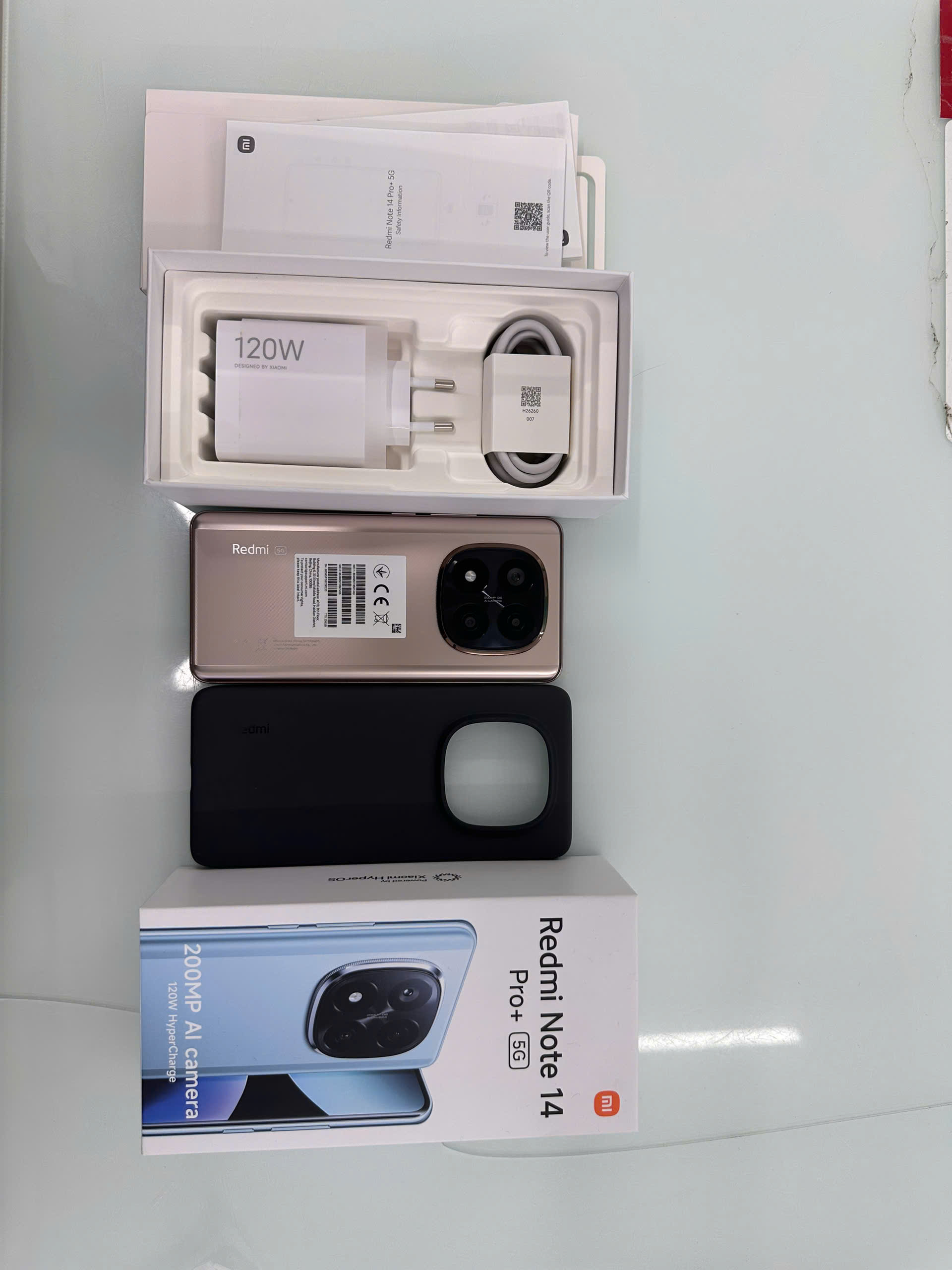 Điện thoại di động Redmi Note 14 Pro+ 5G Sand Gold 8GB RAM 256GB ROM (24115RA8EG)_MZB0KITVN - 864895078587449 - 24115RA8EGGD