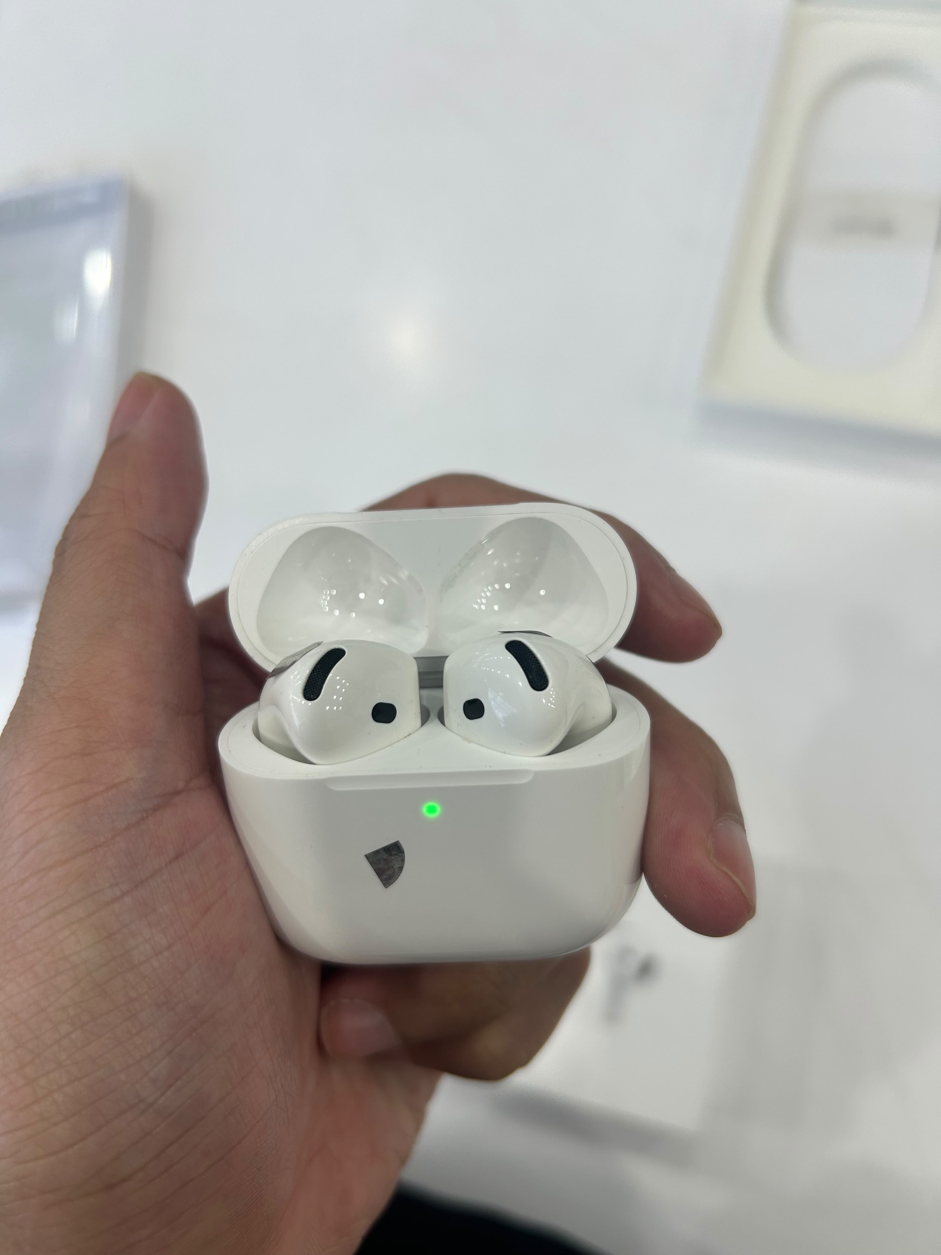 Tai nghe AirPods 4 Cũ