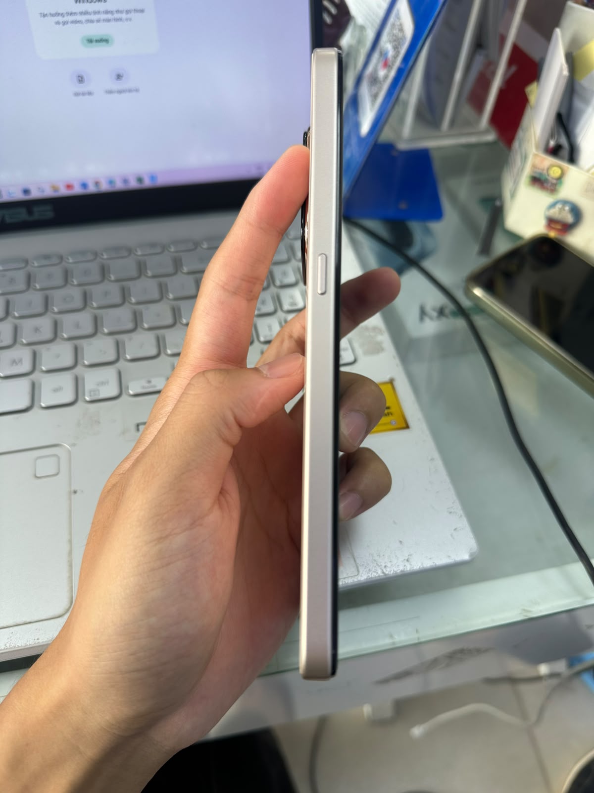 Điện thoại di động Honor X7d (8+256GB) Vàng (Desert Gold)