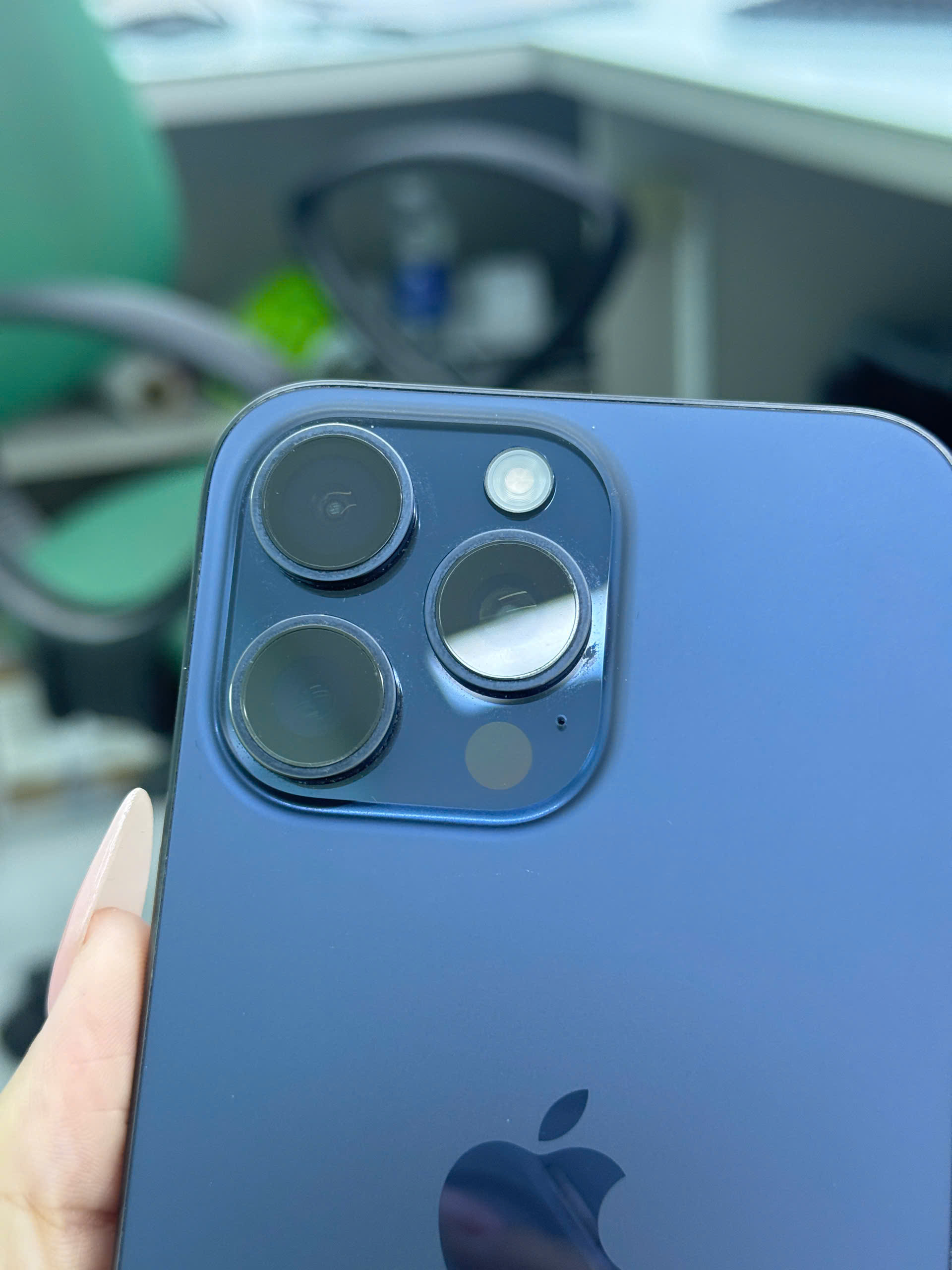 ĐTDĐ Apple iPhone 15 Pro Max 256GB - Cũ 