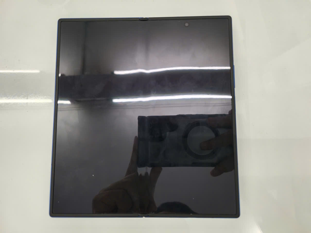 ĐTDĐ Samsung Fold7 SM-F966B,256GB,Xanh Navy - 350181974766929 - F966BDBDXXV