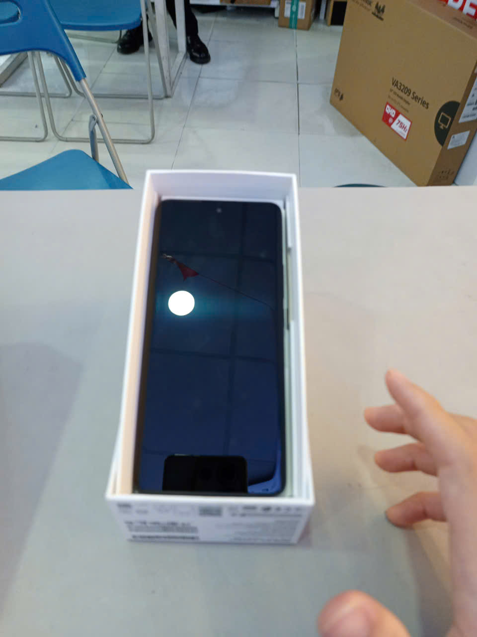 ĐIỆN THOẠI DI ĐỘNG (TEL) REDMI NOTE 15 5G 6.77"/SNAP 6 GEN 3/6G/128G/108MP+8MP/20MP/5520mAh (25098RA98G)/ĐEN (6932554469634)/TN 