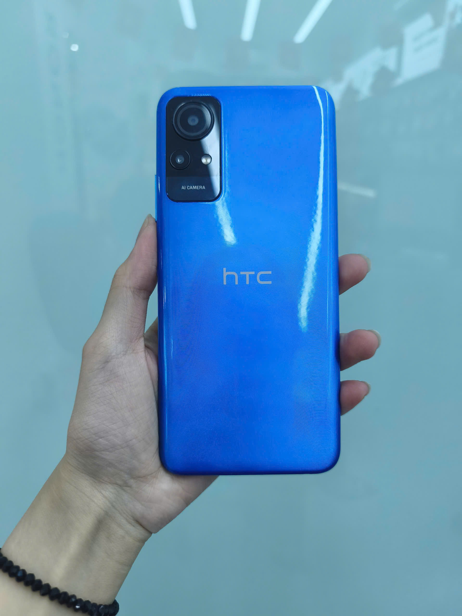 Điện thoại di động HTC Wildfire E3 lite (4GB/64GB) - Xanh (Blue) 