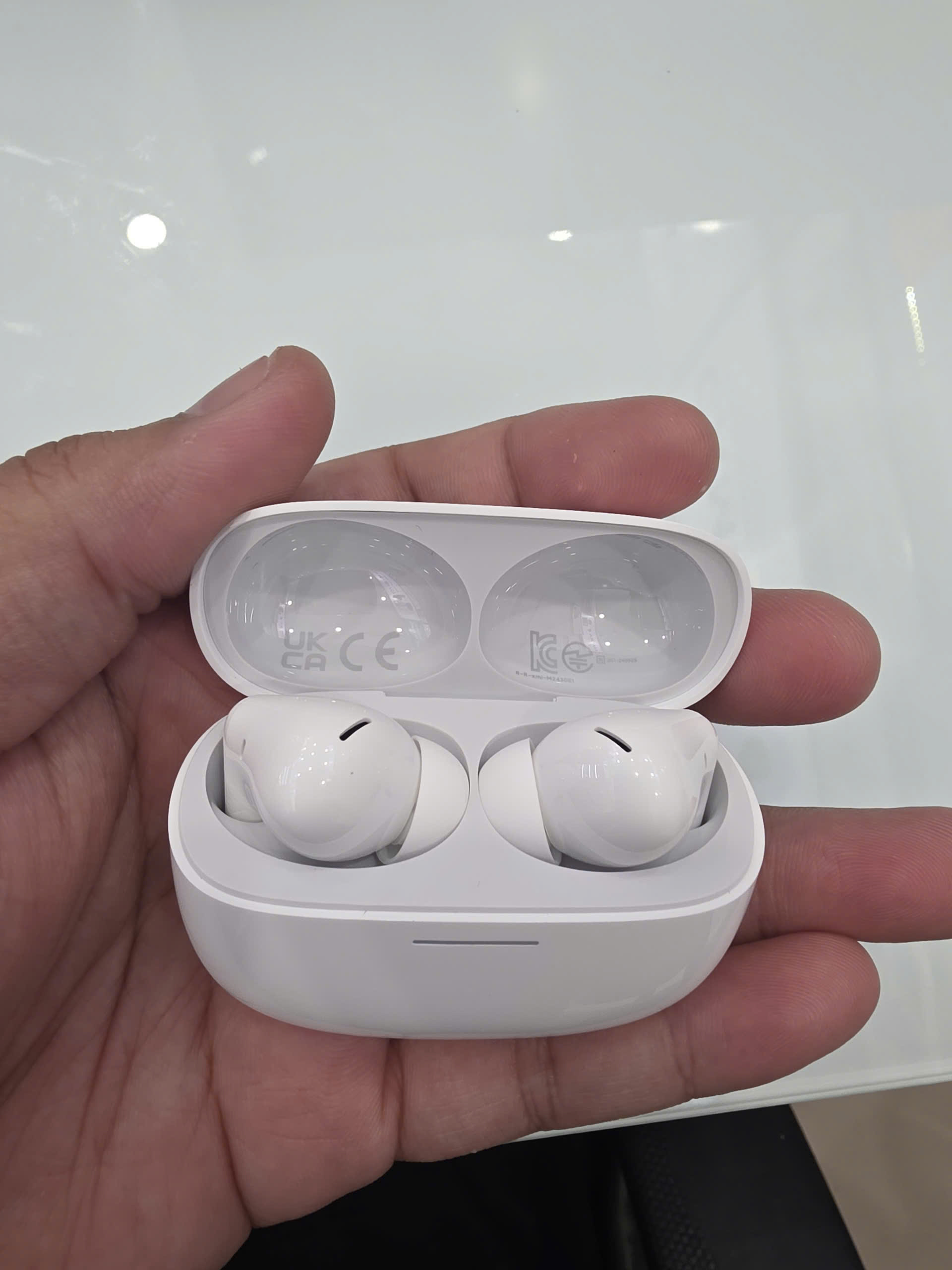 TAI NGHE (EARPHONES) Redmi Buds 6 Pro Trắng (BHR9310GL) - 59561/CEAGDF5NR05663 - BHR9310GL
