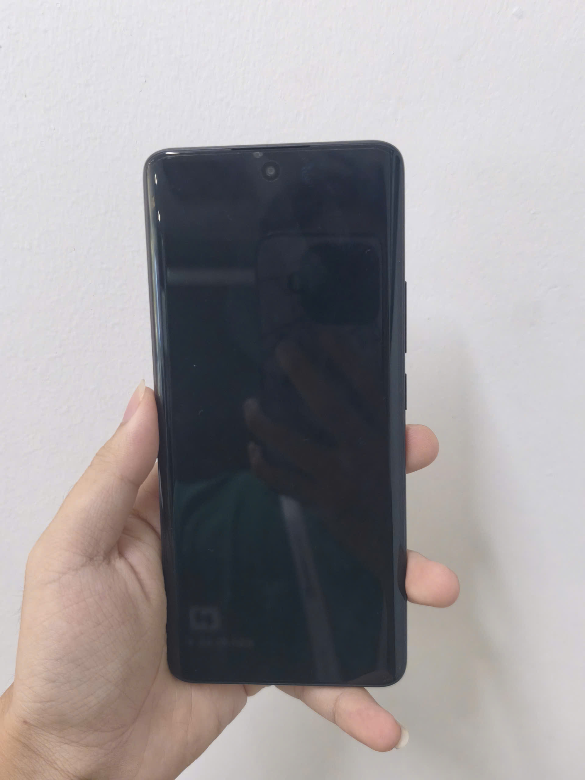 ĐIỆN THOẠI DI ĐỘNG (TEL) REDMI NOTE 15 5G 6.77"/SNAP 6 GEN 3/6G/128G/108MP+8MP/20MP/5520mAh (25098RA98G)/ĐEN (6932554469634)