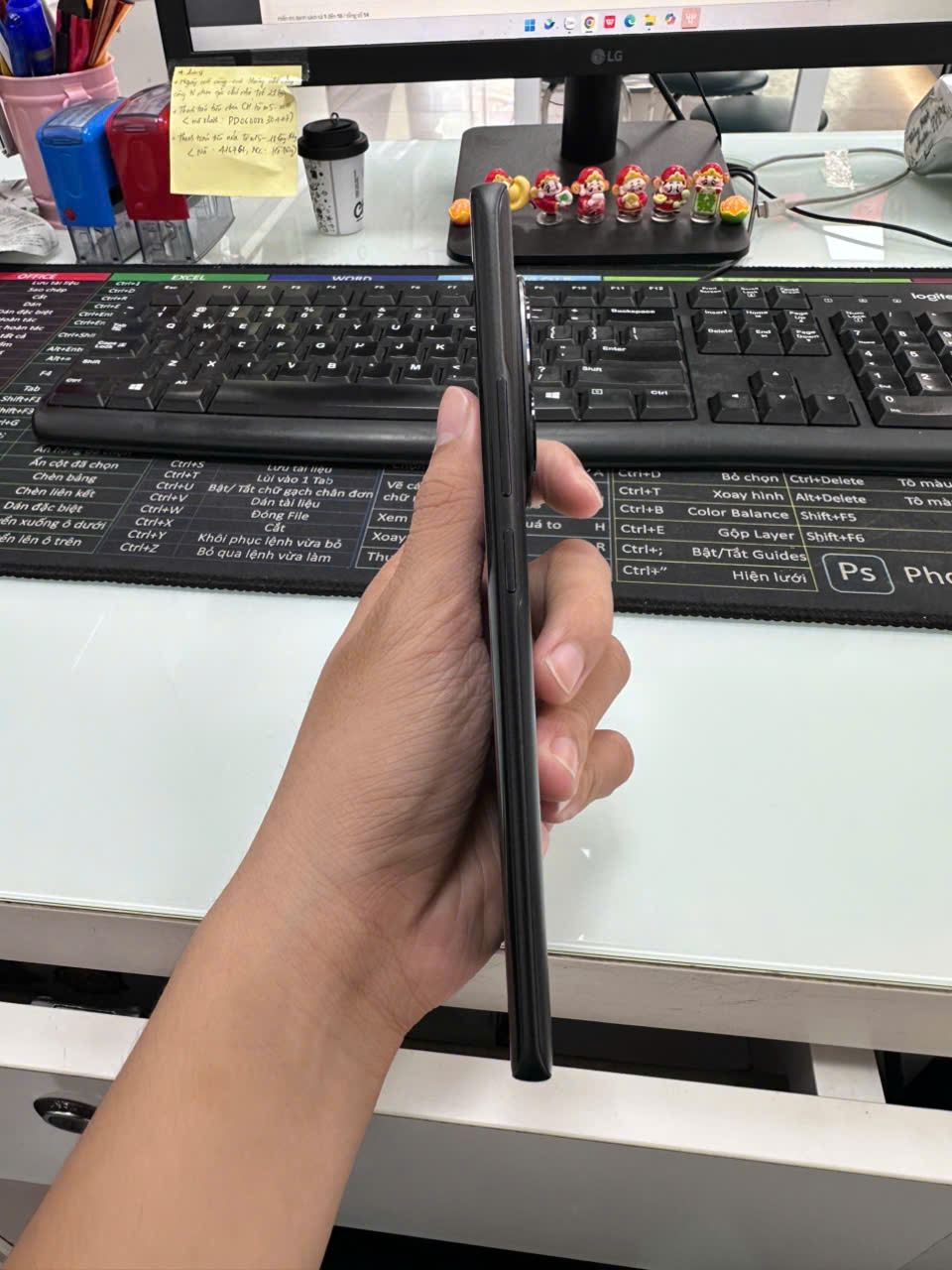 ĐIỆN THOẠI DI ĐỘNG (TEL) REDMI NOTE 15 5G 6.77"/SNAP 6 GEN 3/6G/128G/108MP+8MP/20MP/5520mAh (25098RA98G)/ĐEN (6932554469634)/TN 