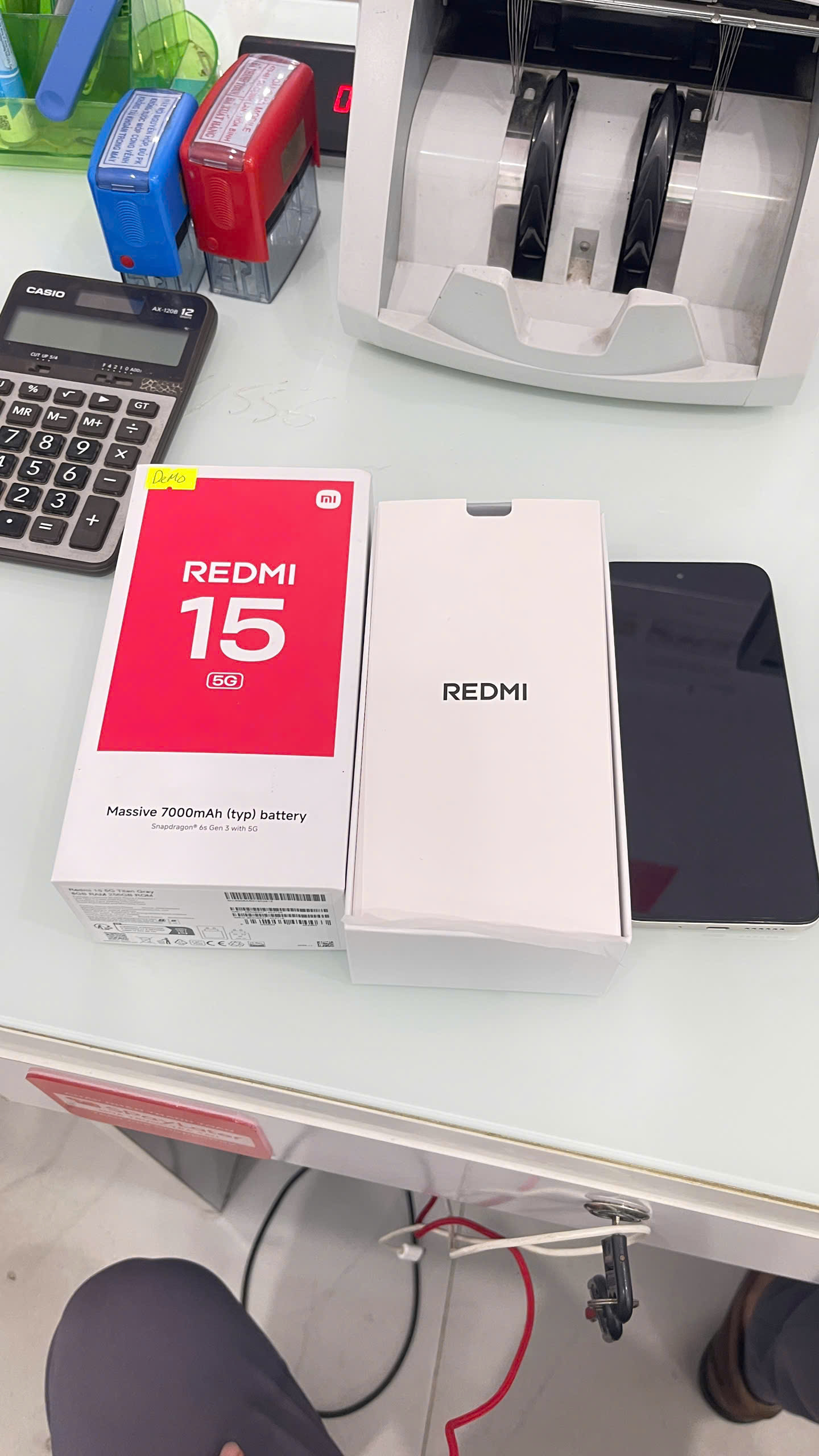 ĐIỆN THOẠI Xiaomi REDMI 15 5G - Xám - Cũ
