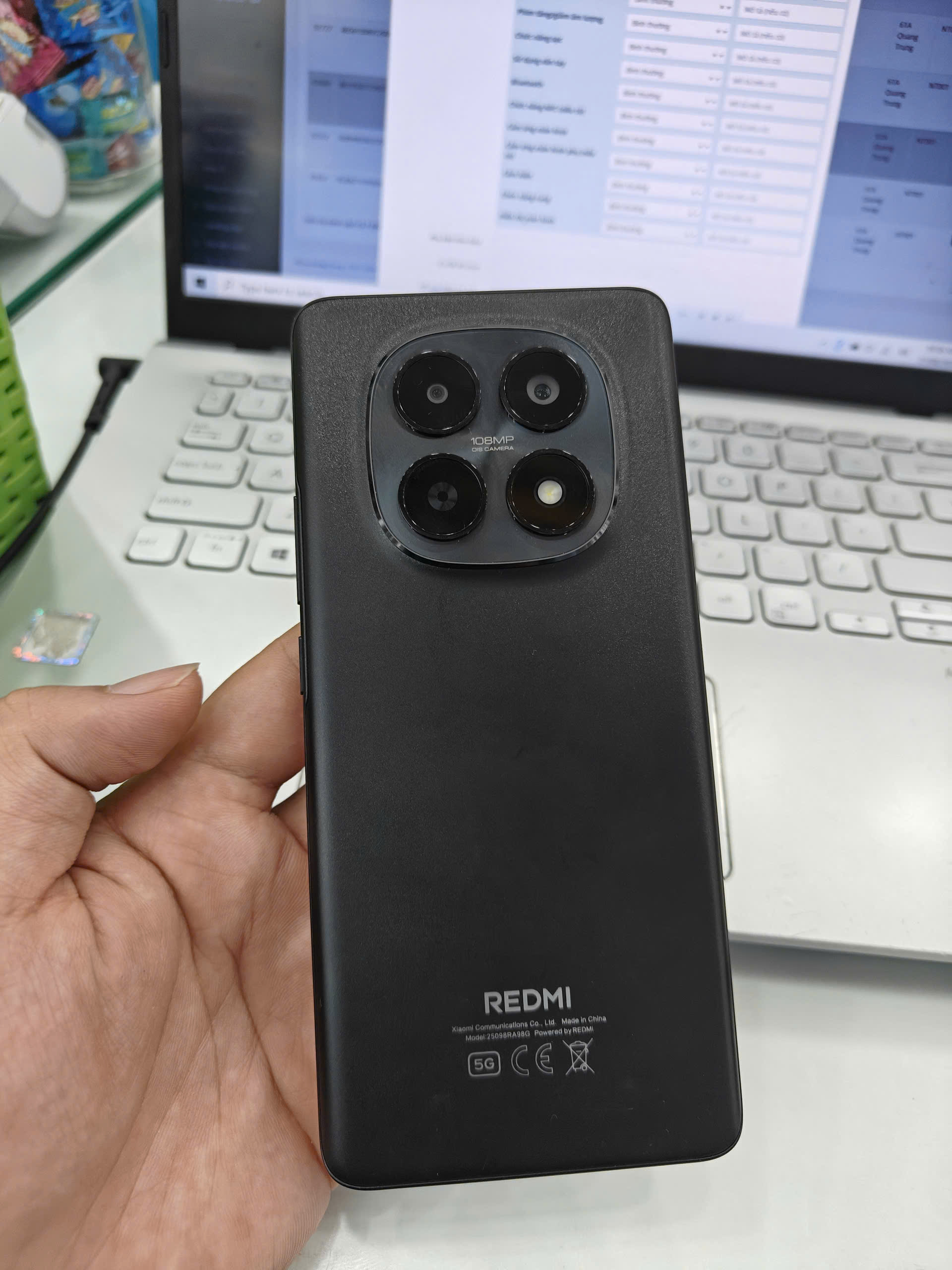 ĐIỆN THOẠI DI ĐỘNG (TEL) REDMI NOTE 15 5G 6.77"/SNAP 6 GEN 3/6G/128G/108MP+8MP/20MP/5520mAh (25098RA98G)/ĐEN (6932554469634)/TN 