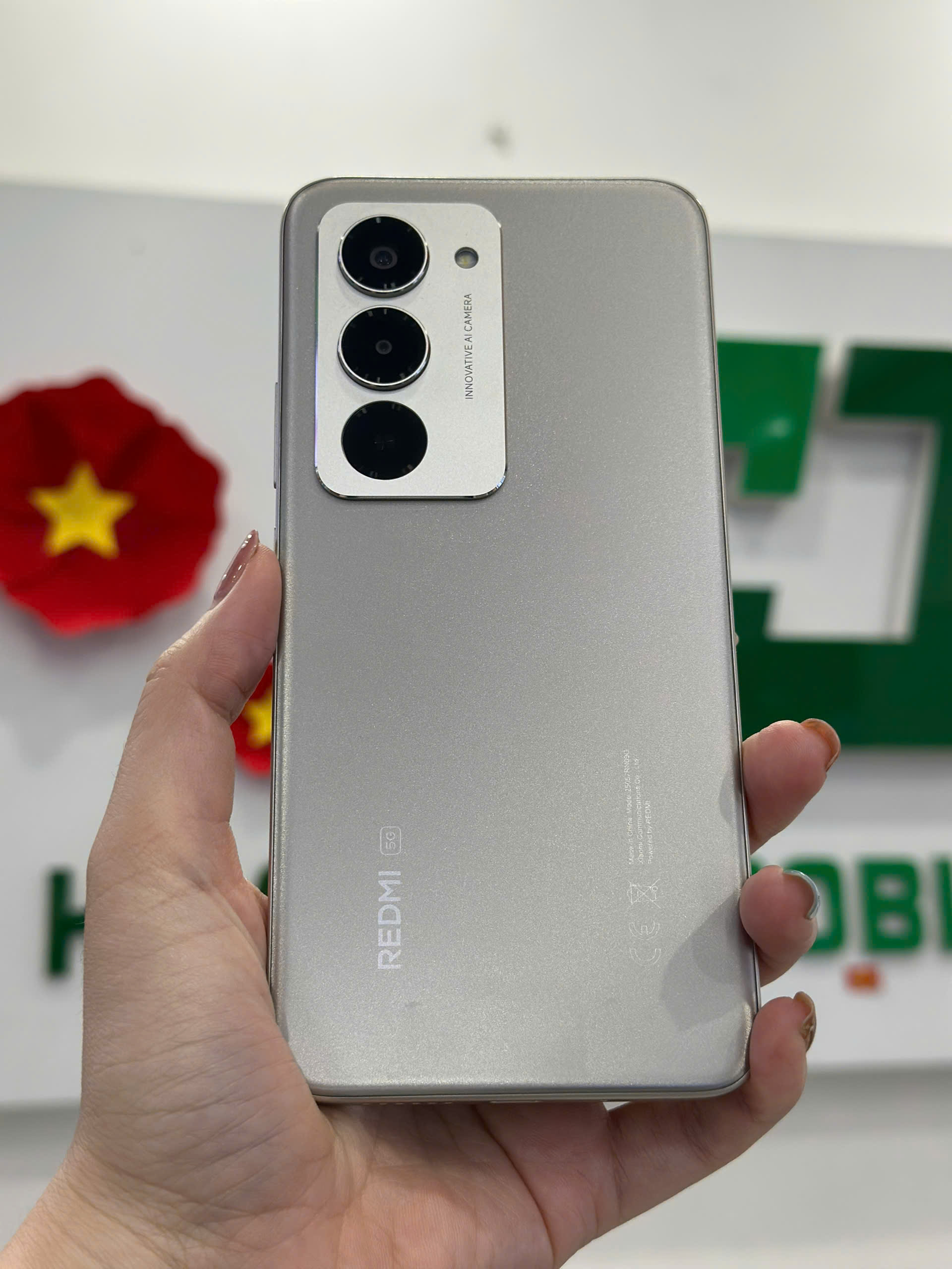 ĐIỆN THOẠI DI ĐỘNG (TEL) REDMI 15 5G 6.9"/SNAP 6S GEN 3/8G/256G/50MP+Auxiliary/8MP/7000mAh (25057RN09G)/XÁM