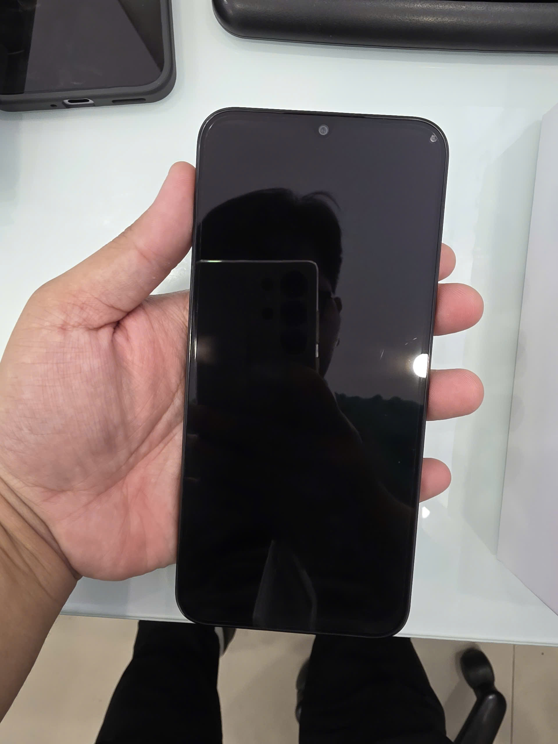 ĐIỆN THOẠI DI ĐỘNG (TEL) REDMI 15C 6.9"/MTK Helio G81 Ultra/4G/128G/50MP+QVGA/8MP/6000mAh (25078RA3EY)/ĐEN (6932554446833)/TN - 
