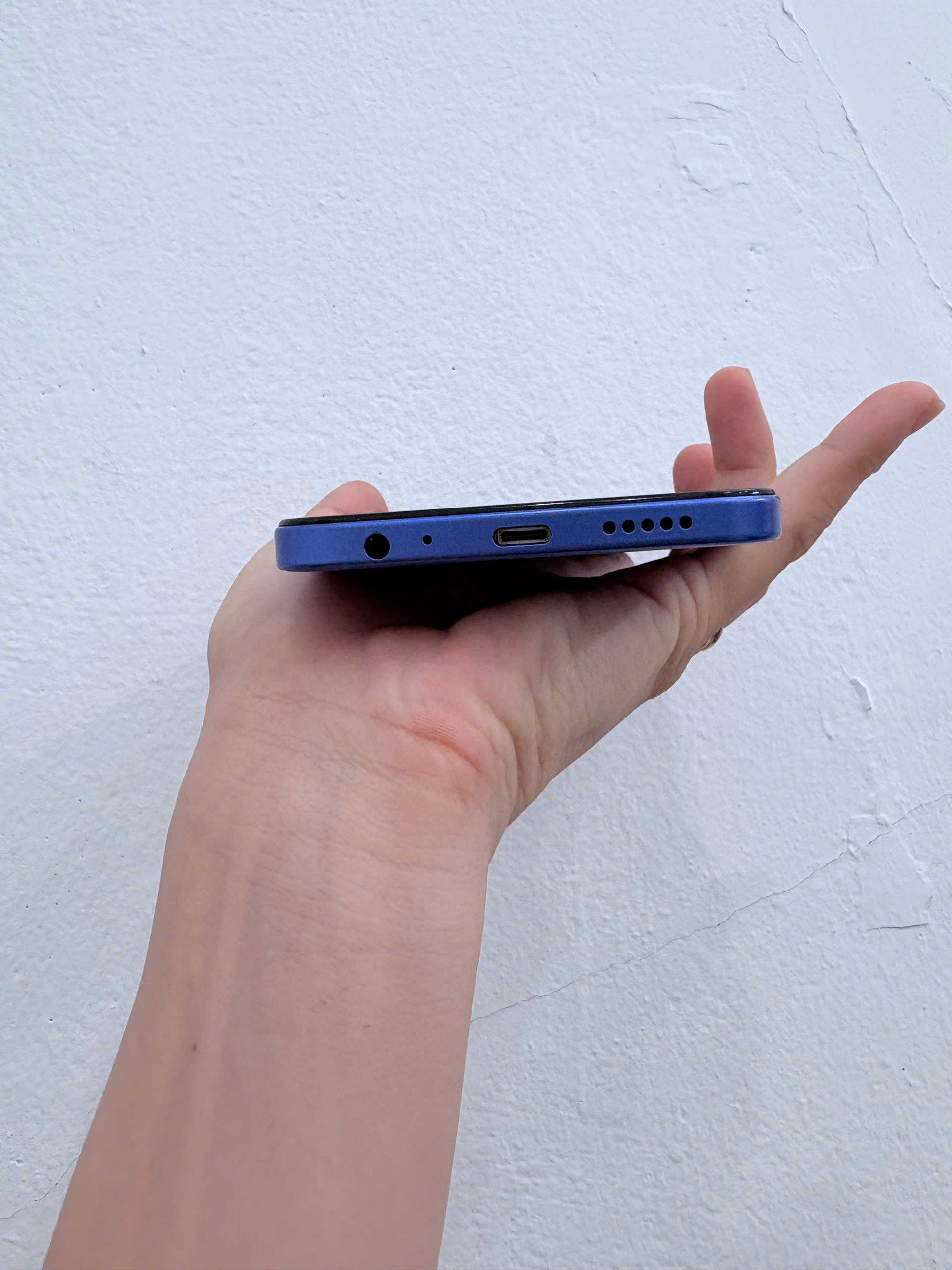 ĐIỆN THOẠI DI ĐỘNG (TEL) REDMI 15C 6.9"/MTK Helio G81 Ultra/4G/128G/50MP+QVGA/8MP/6000mAh (25078RA3EY)/XANH DƯƠNG (6932554455514