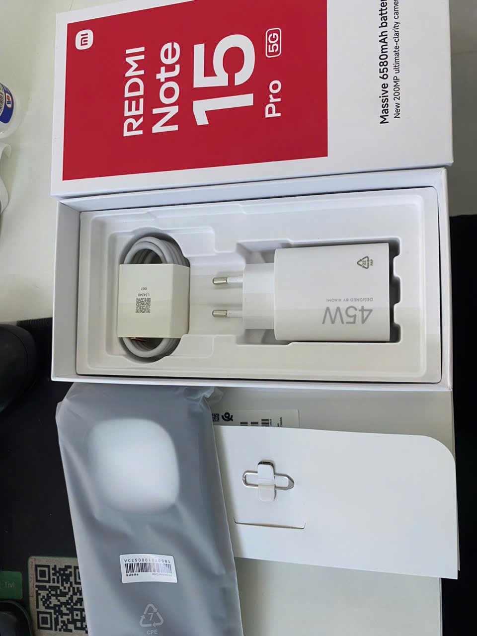 Điện thoại Xiaomi Redmi Note 15 Pro 5G 12GB/256GB ĐEN - TBH