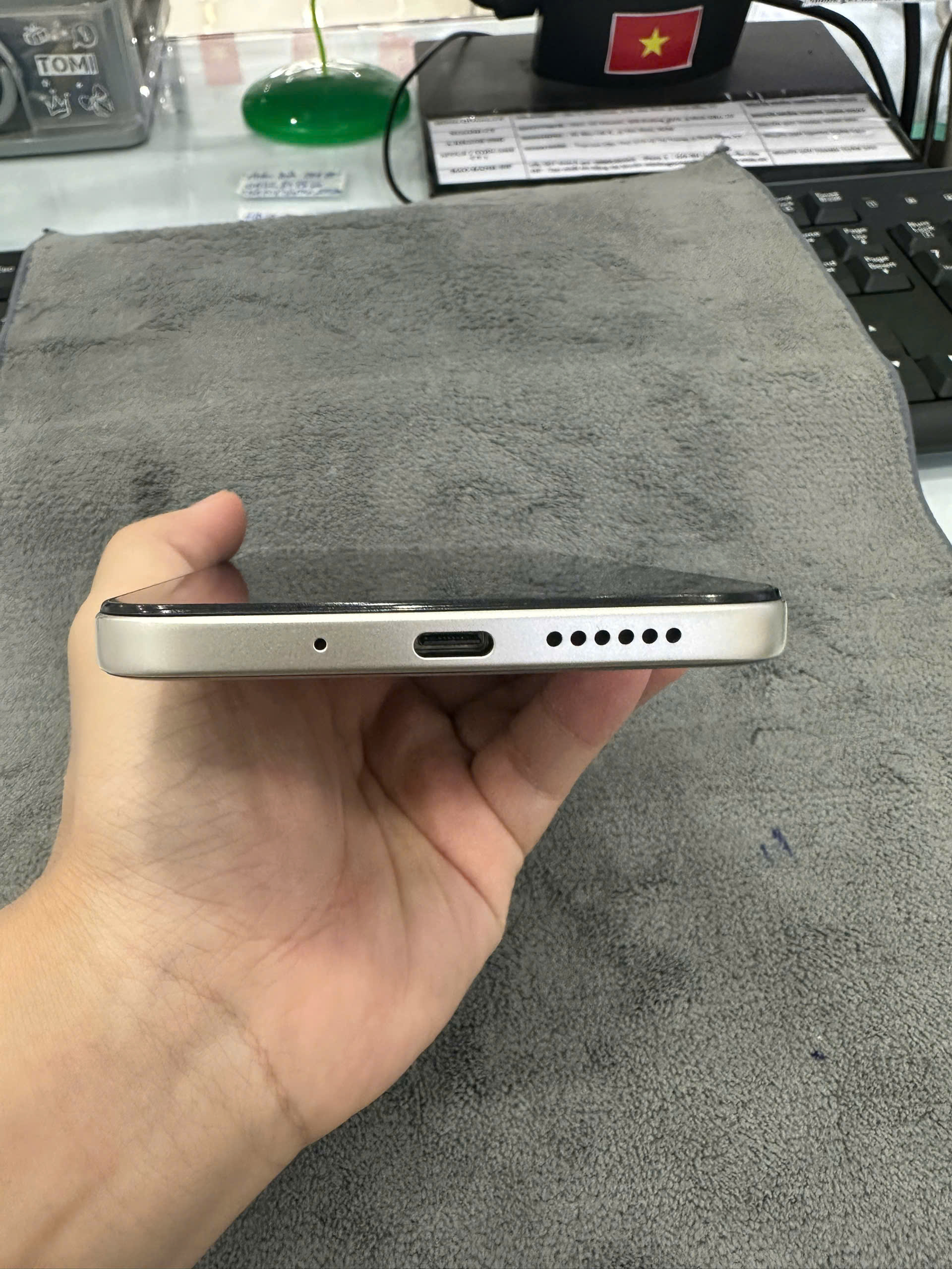 ĐTDĐ REDMI 15 5G 8/256 - XÁM - TBH