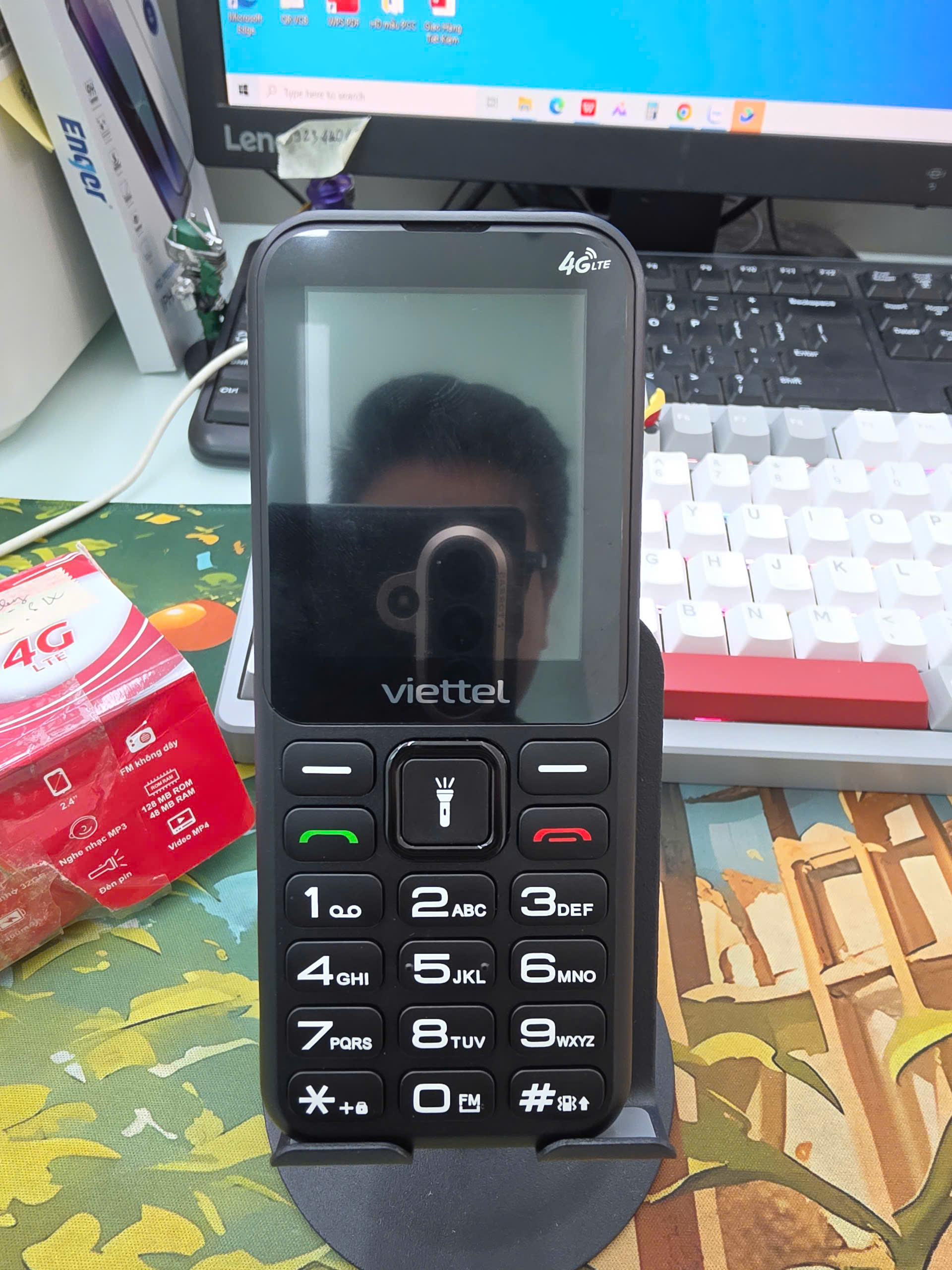Điện thoại di động Sumo 4G T2 đen