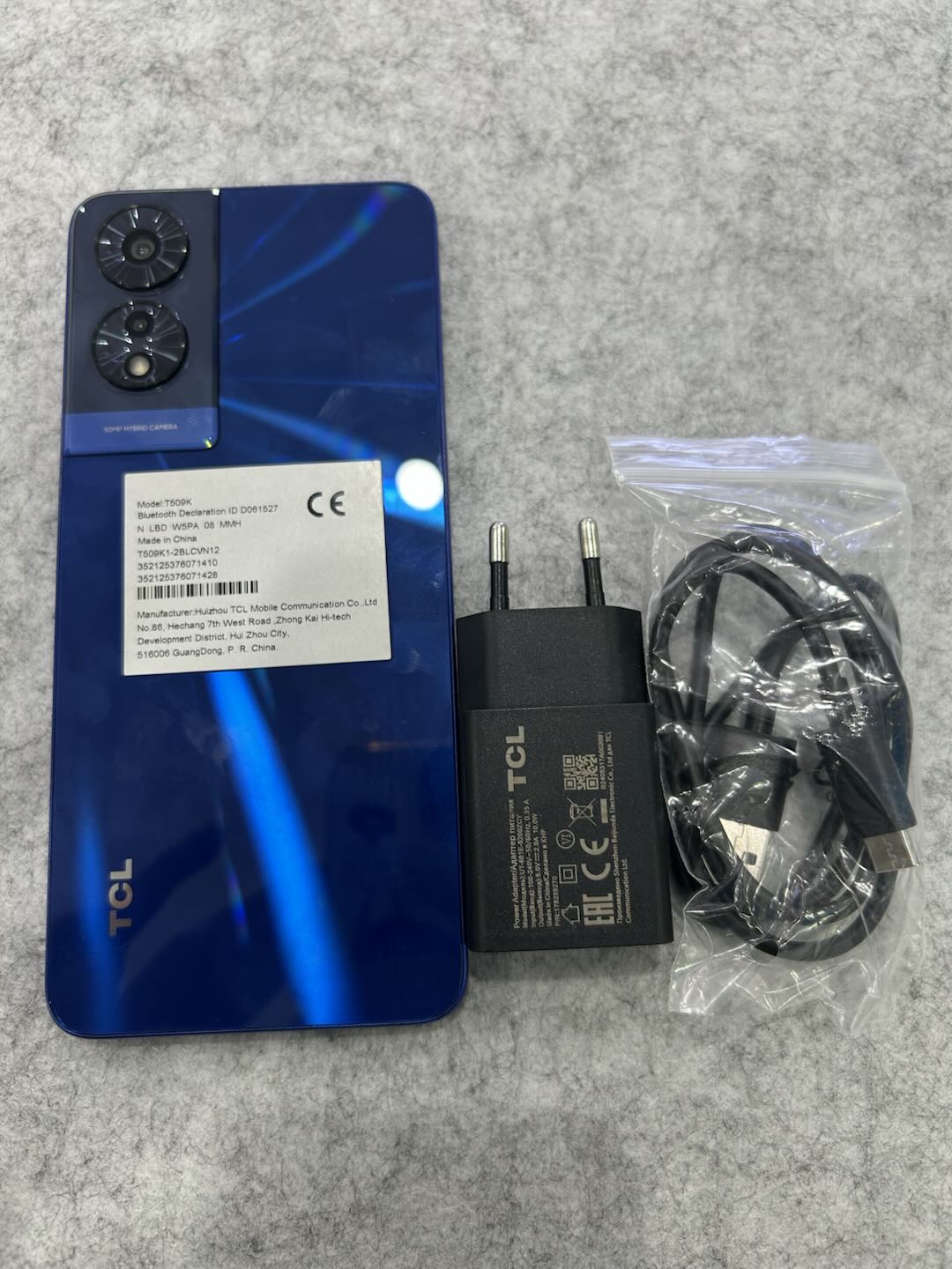 Điện thoại di động TCL 505 T509K (4+128GB) Ocean Blue_T509K