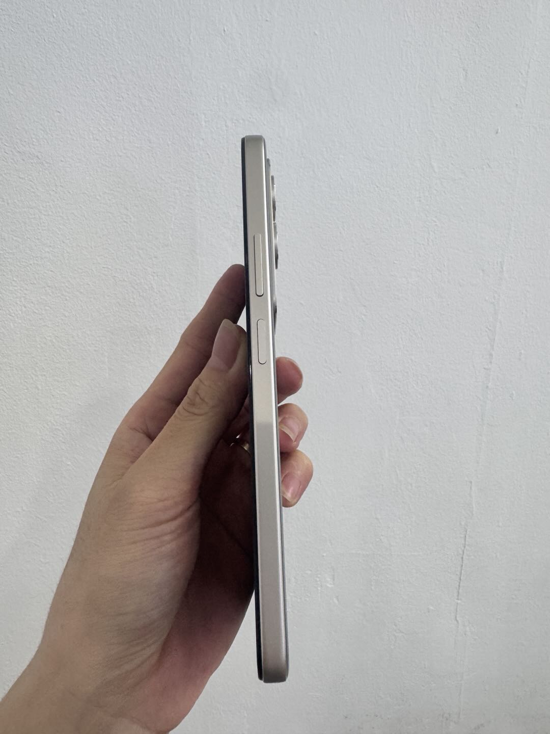 ĐIỆN THOẠI DI ĐỘNG (TEL) REDMI 15 5G 6.9"/SNAP 6S GEN 3/8G/256G/50MP+Auxiliary/8MP/7000mAh (25057RN09G)/XÁM (6932554454463)