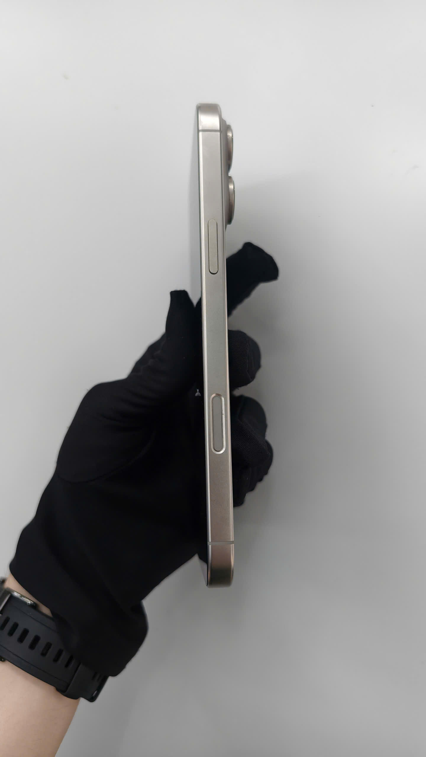 ĐTDĐ Apple iPhone 16 Pro Max 256GB - Cũ - 358029697820550