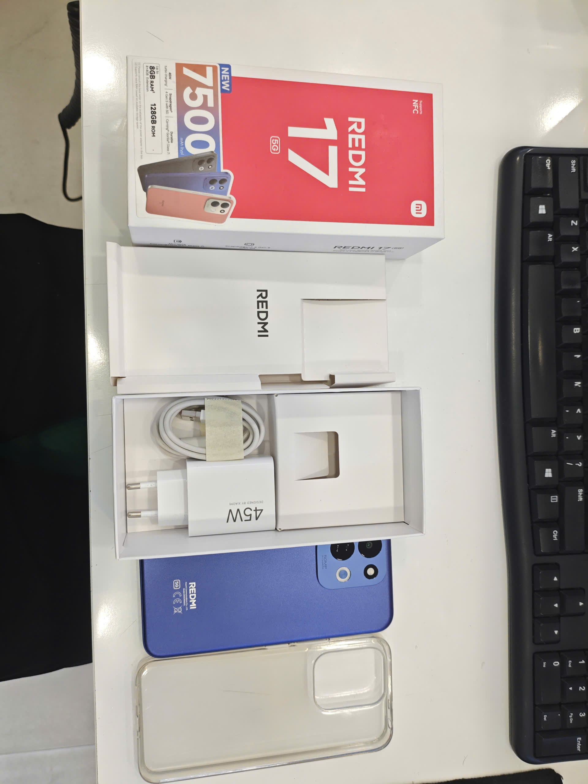 ĐIỆN THOẠI DI ĐỘNG (TEL) REDMI 17 5G 6.9"/SNAP 4 GEN 5/4G/128G/50MP+Auxiliary/8MP/7500mAh (26062RN92G)/XANH DƯƠNG (6939093012659