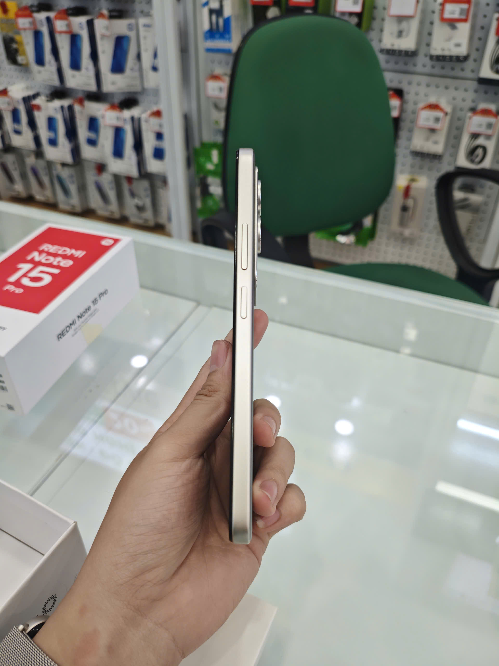 ĐIỆN THOẠI DI ĐỘNG (TEL) REDMI 15 5G 6.9"/SNAP 6S GEN 3/8G/256G/50MP+Auxiliary/8MP/7000mAh (25057RN09G)/XÁM (6932554454463)/ TN