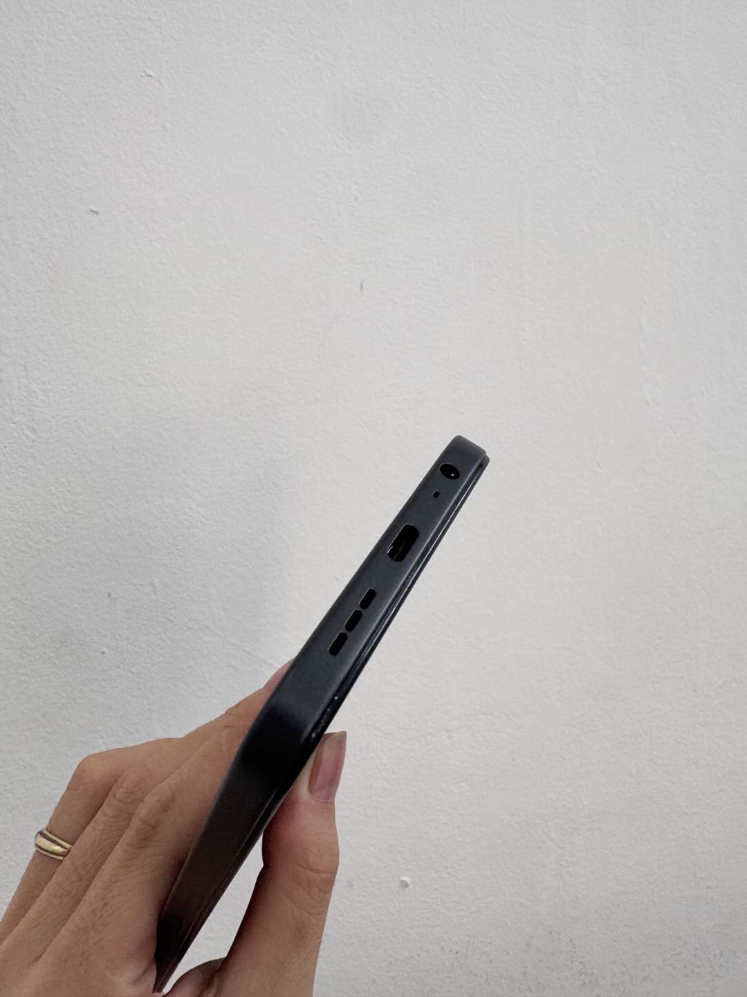 Điện thoại di động Tecno KN4n (Tecno Spark 50) 128+4, màu Đen Tinh Tuyền