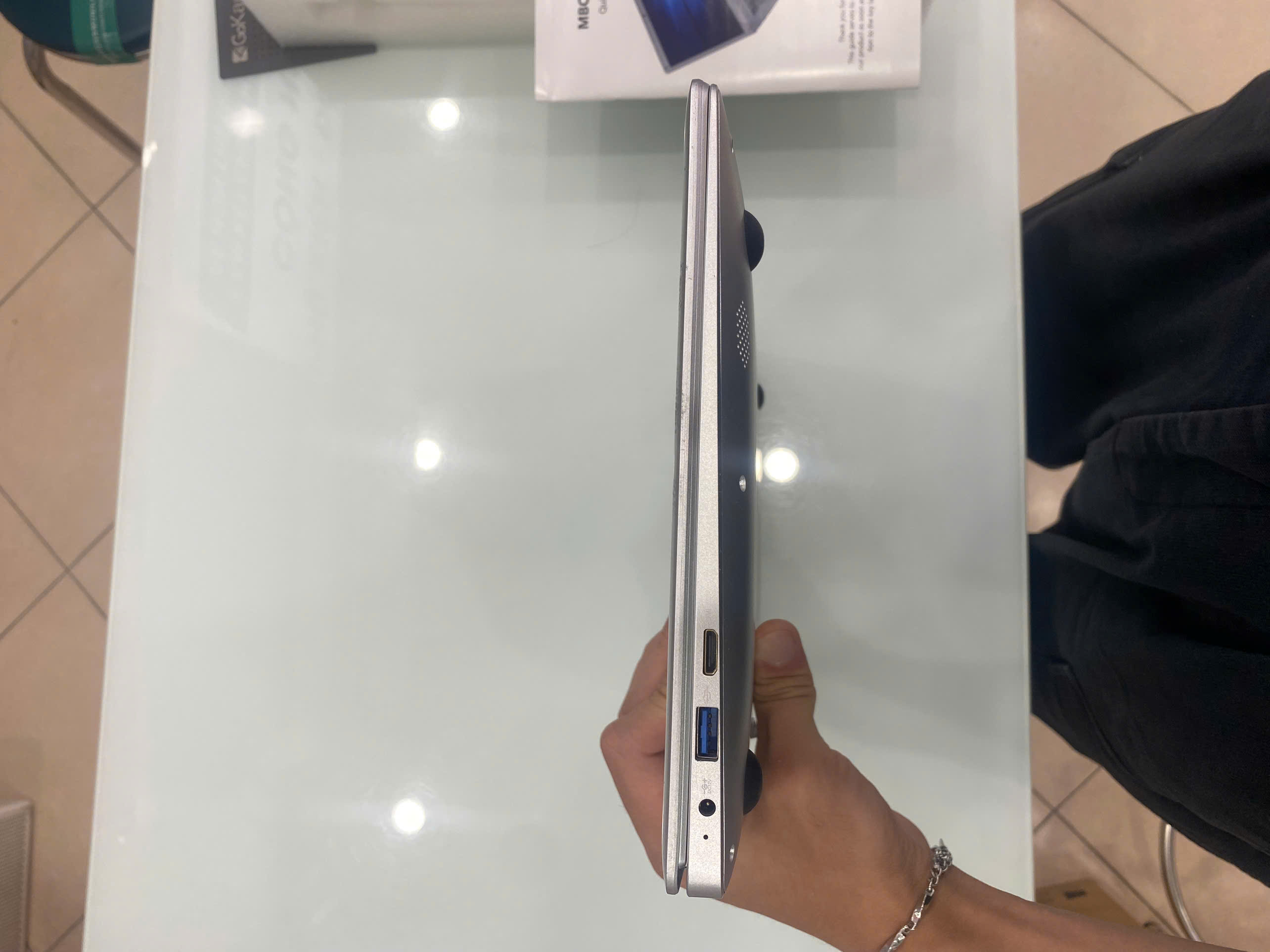 M-SMART MBOOK 1409A Cũ