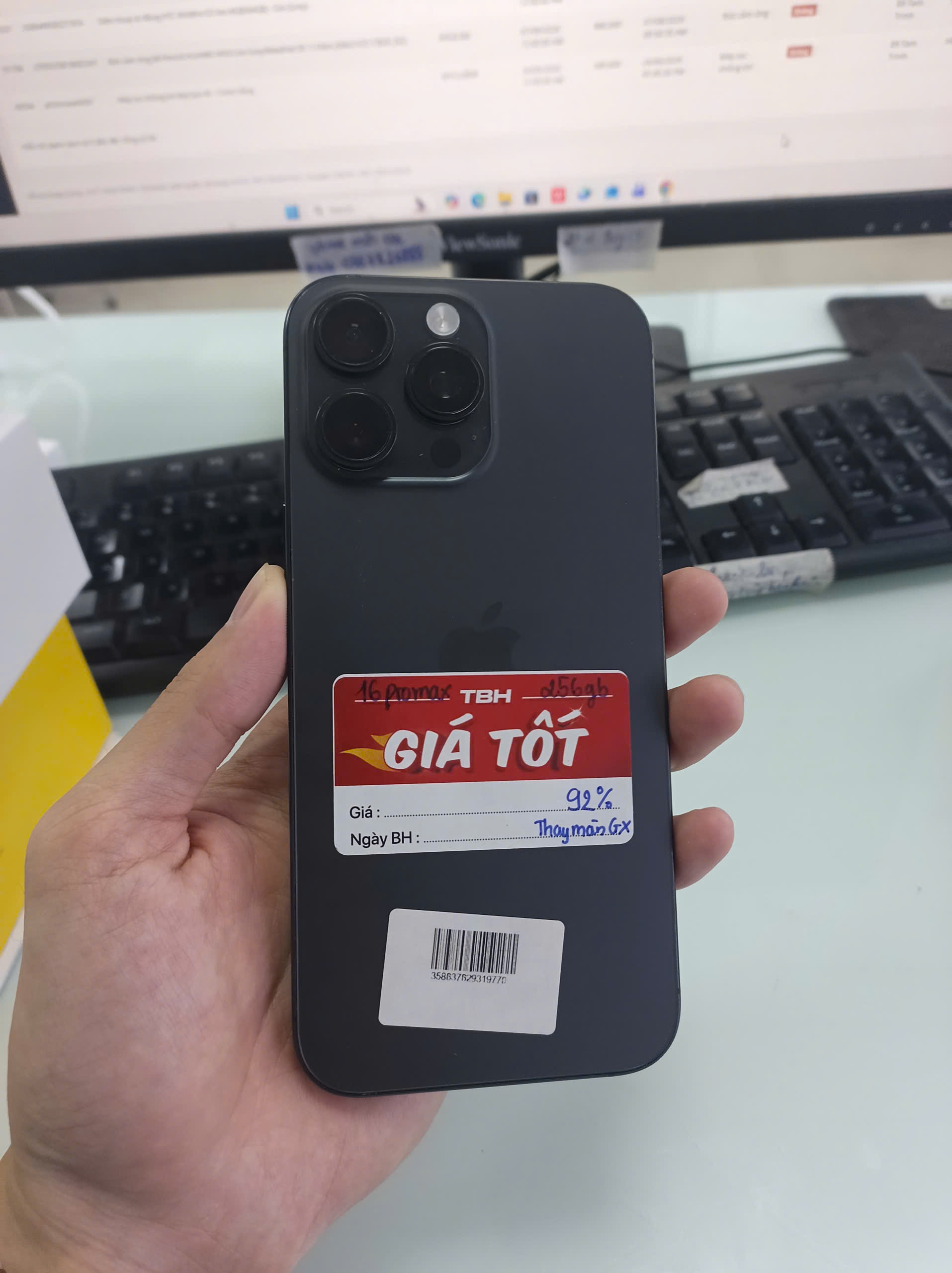 ĐTDĐ Apple iPhone 16 Pro Max 256GB - Cũ - 358637629319770 - IP16M256C