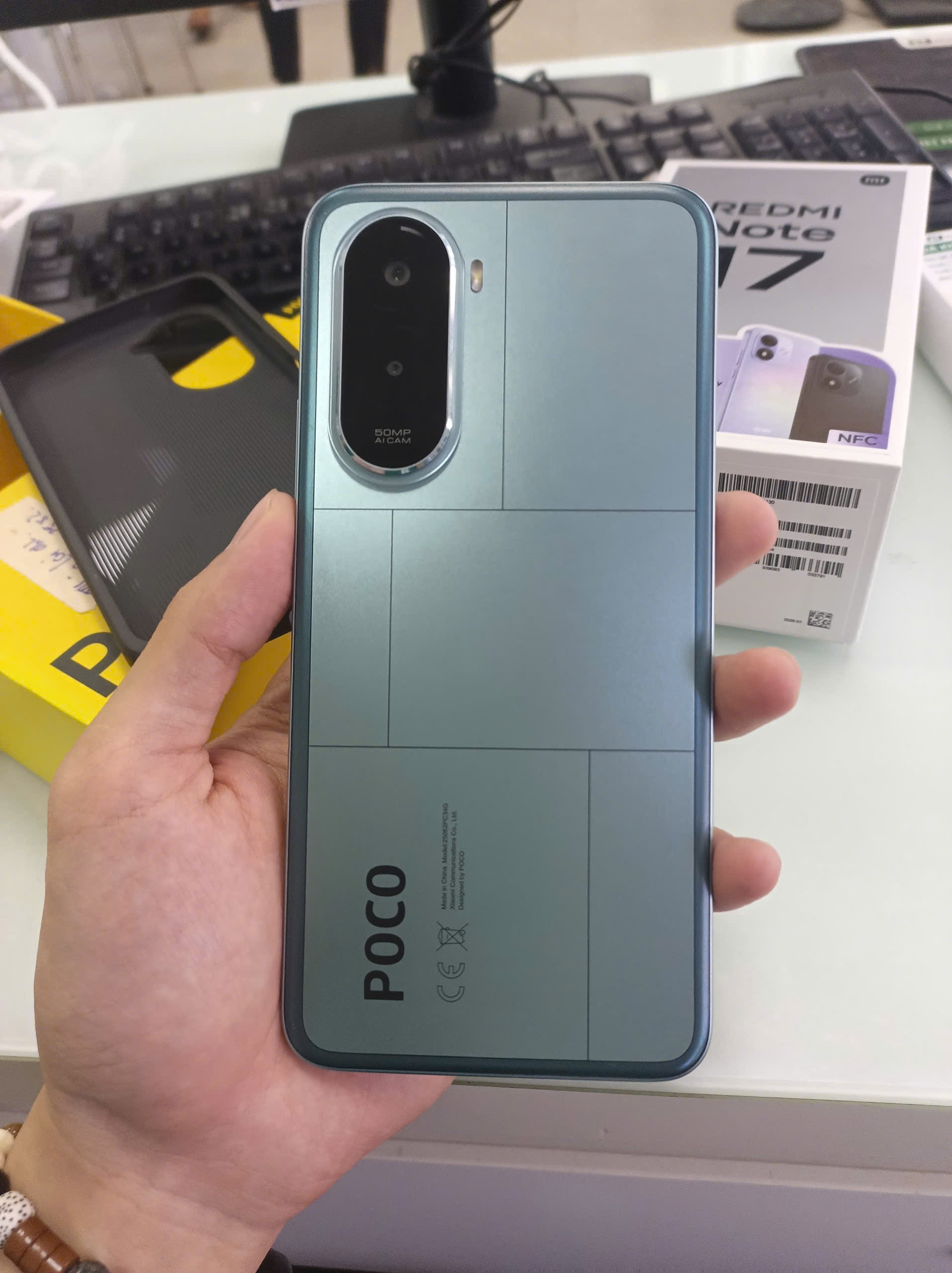 ĐIỆN THOẠI DI ĐỘNG (TEL) POCO M7 6.9"/SNAP 685/6G/128G/50MP+QVGA/8MP/7000mAh (25062PC34G)/XANH DƯƠNG (6932554452063) - 869286070