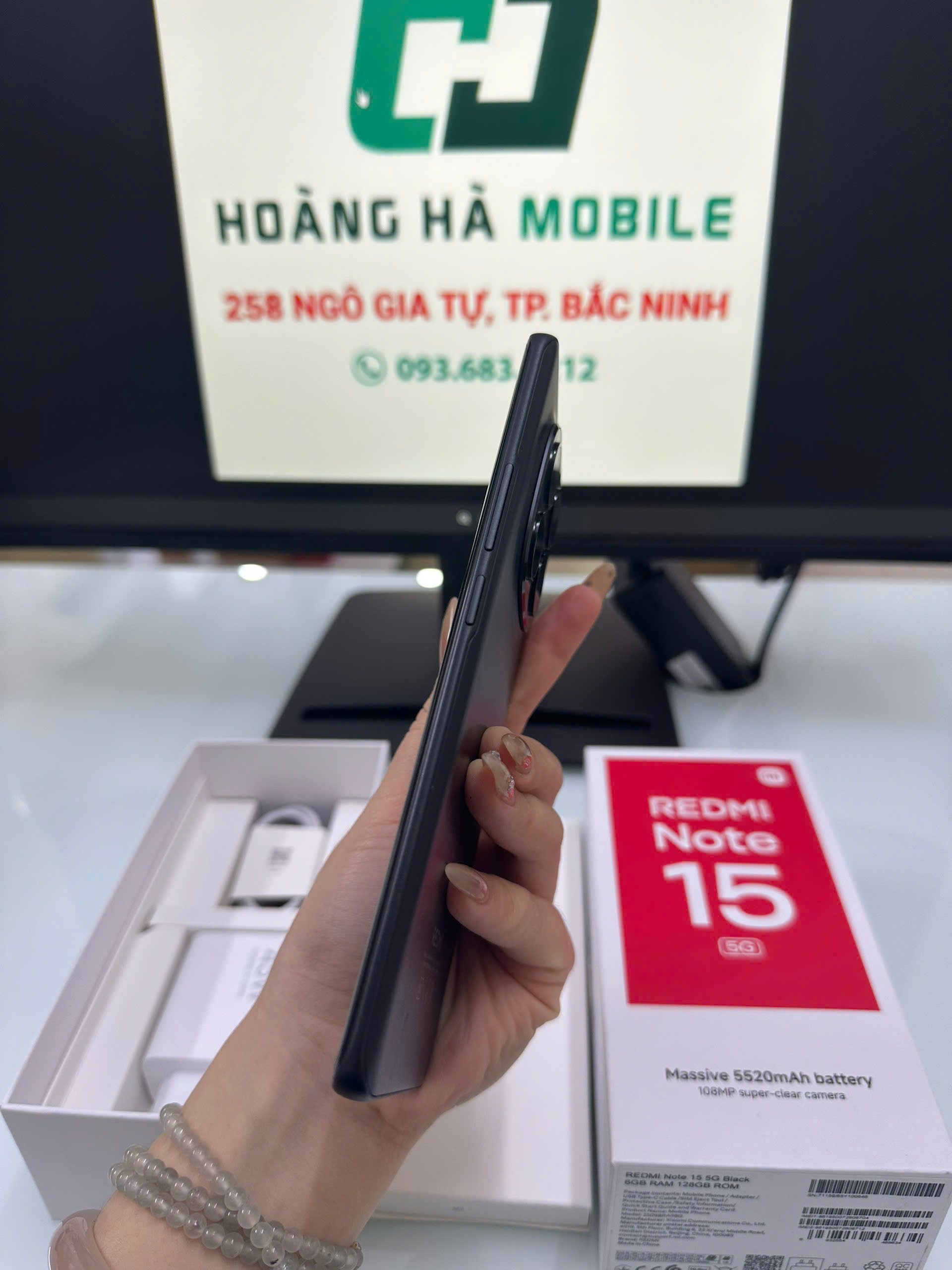 ĐIỆN THOẠI DI ĐỘNG (TEL) REDMI NOTE 15 5G 6.77"/SNAP 6 GEN 3/6G/128G/108MP+8MP/20MP/5520mAh (25098RA98G)/ĐEN (6932554469634)/TN